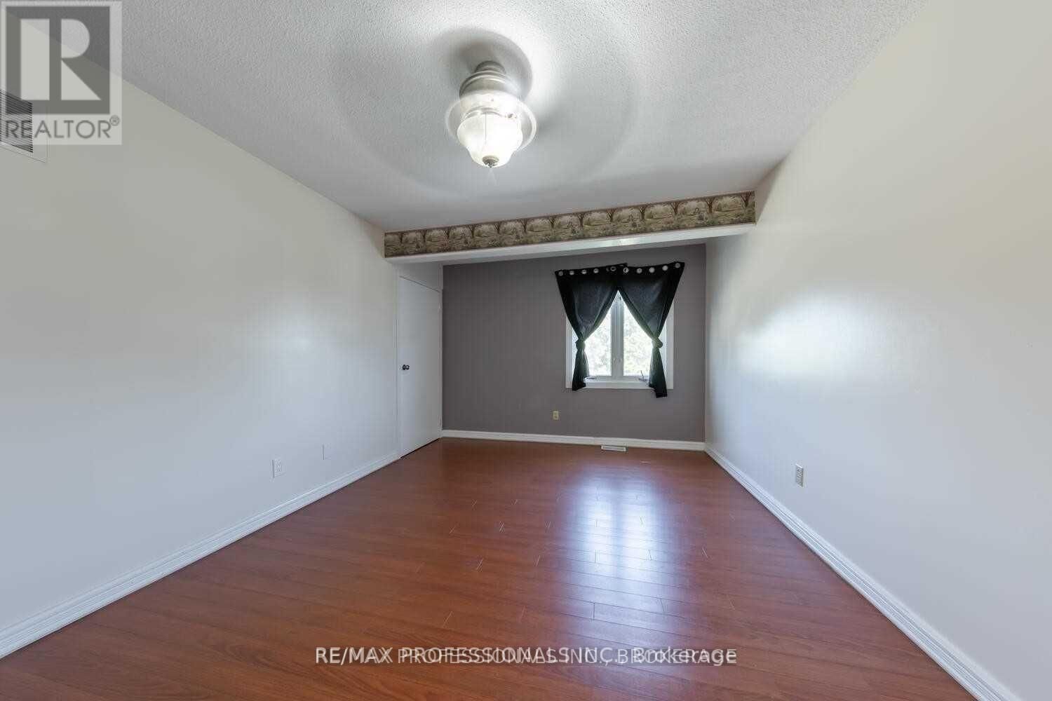 UPPER - 4150 SUNFLOWER DRIVE Image 22