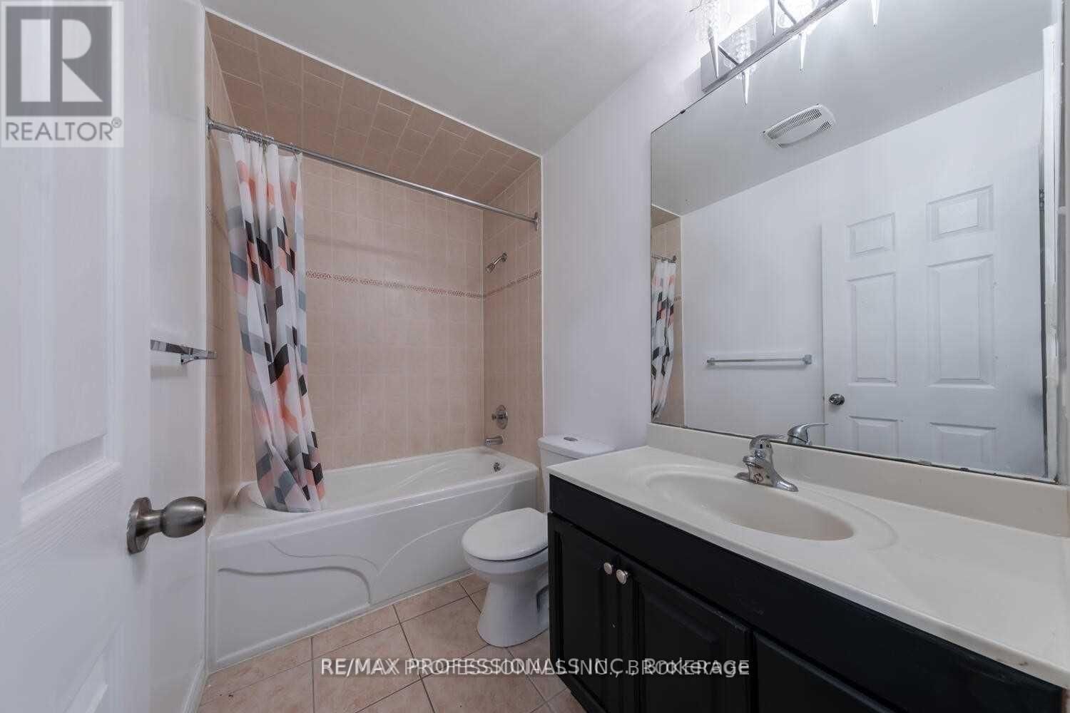 UPPER - 4150 SUNFLOWER DRIVE Image 30