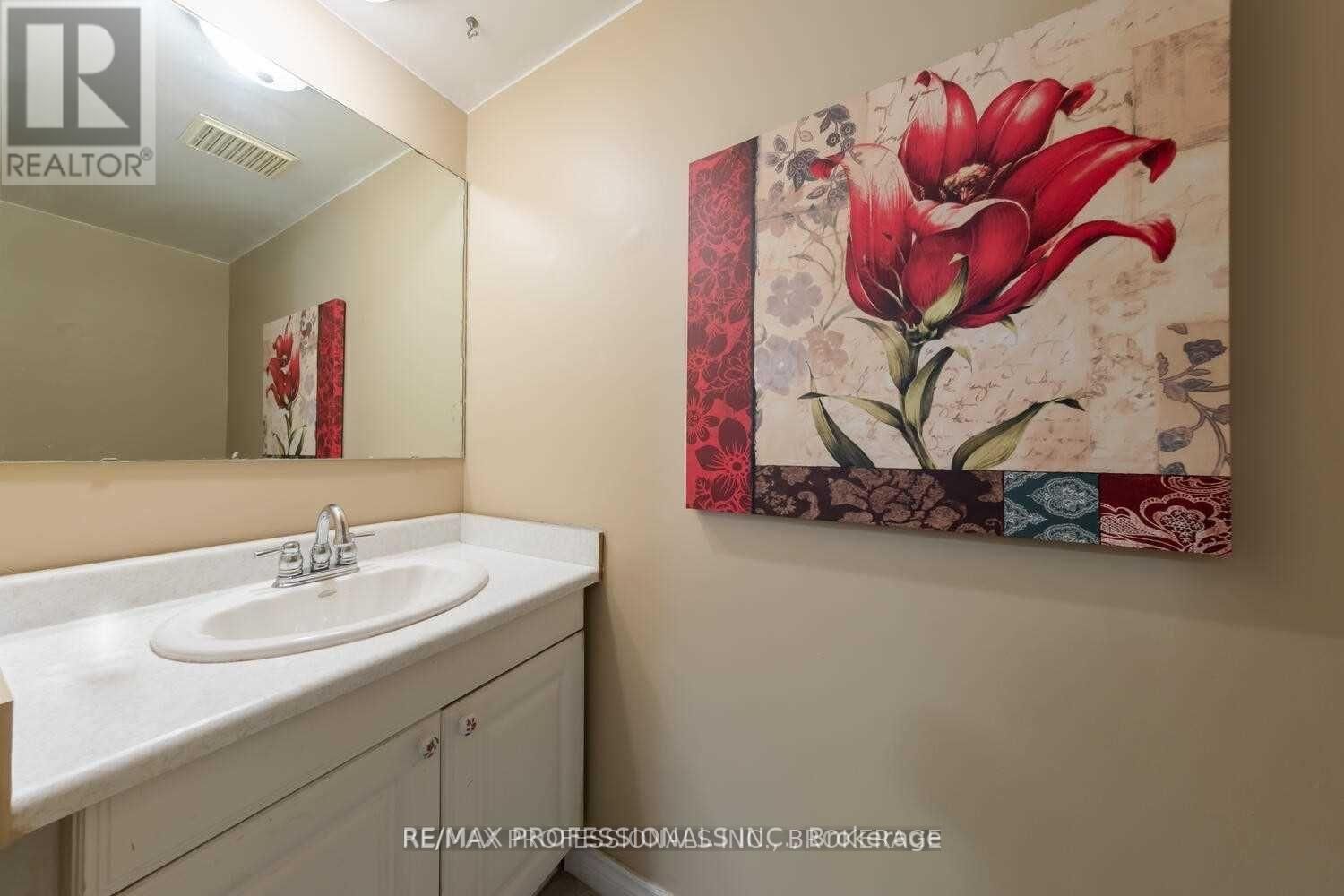 UPPER - 4150 SUNFLOWER DRIVE Image 9