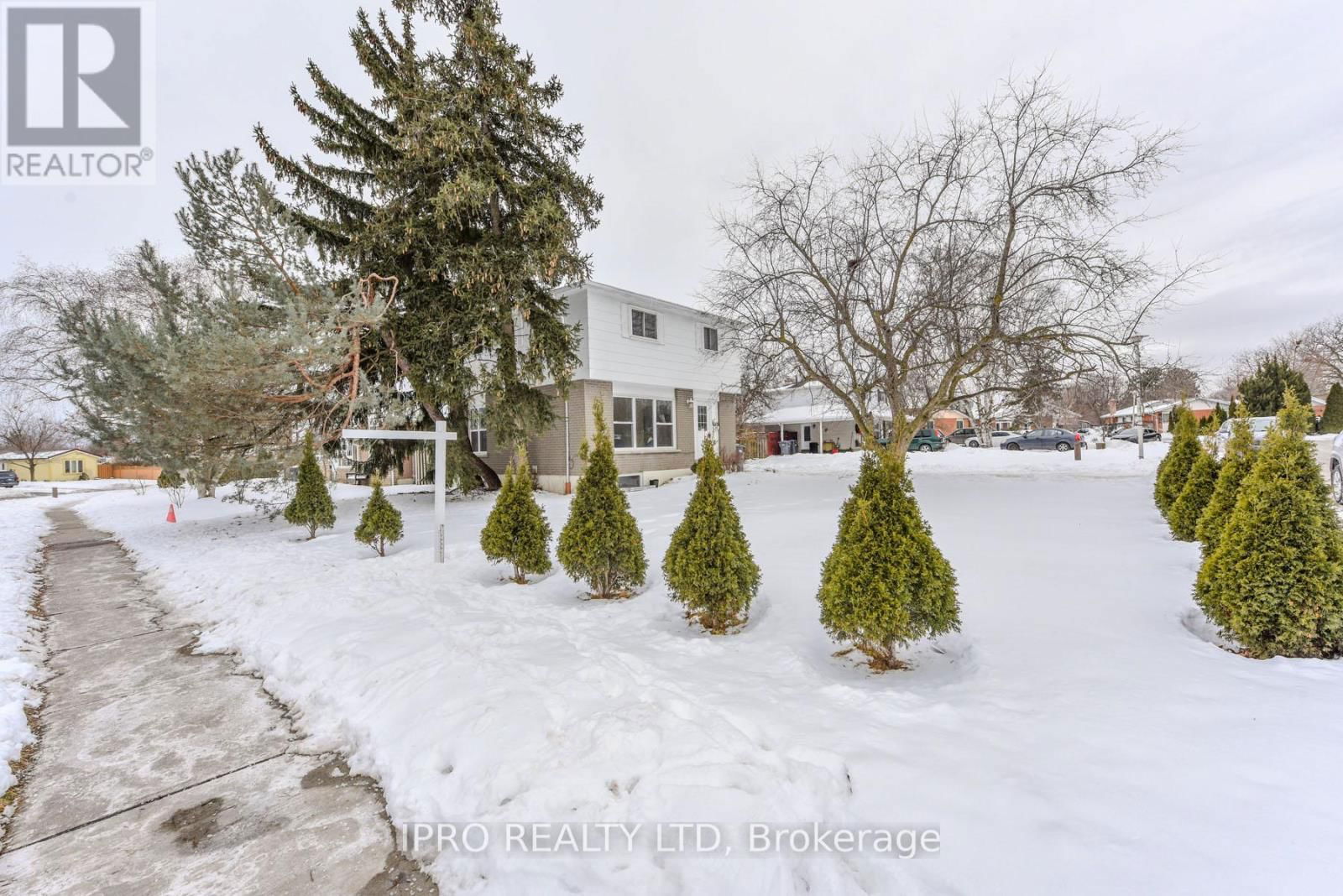 1 FINCHLEY CRESCENT Image 33