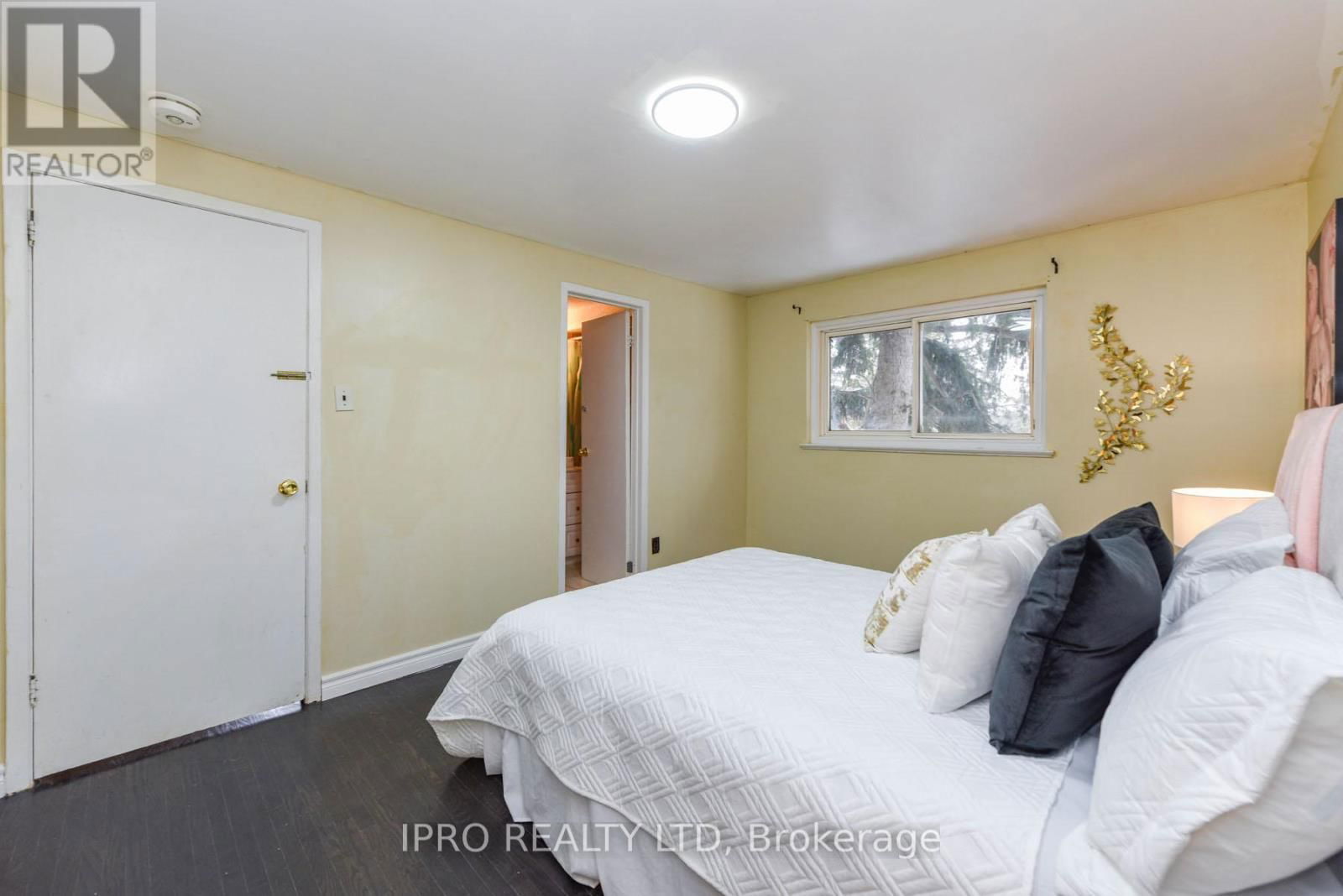 1 FINCHLEY CRESCENT Image 7