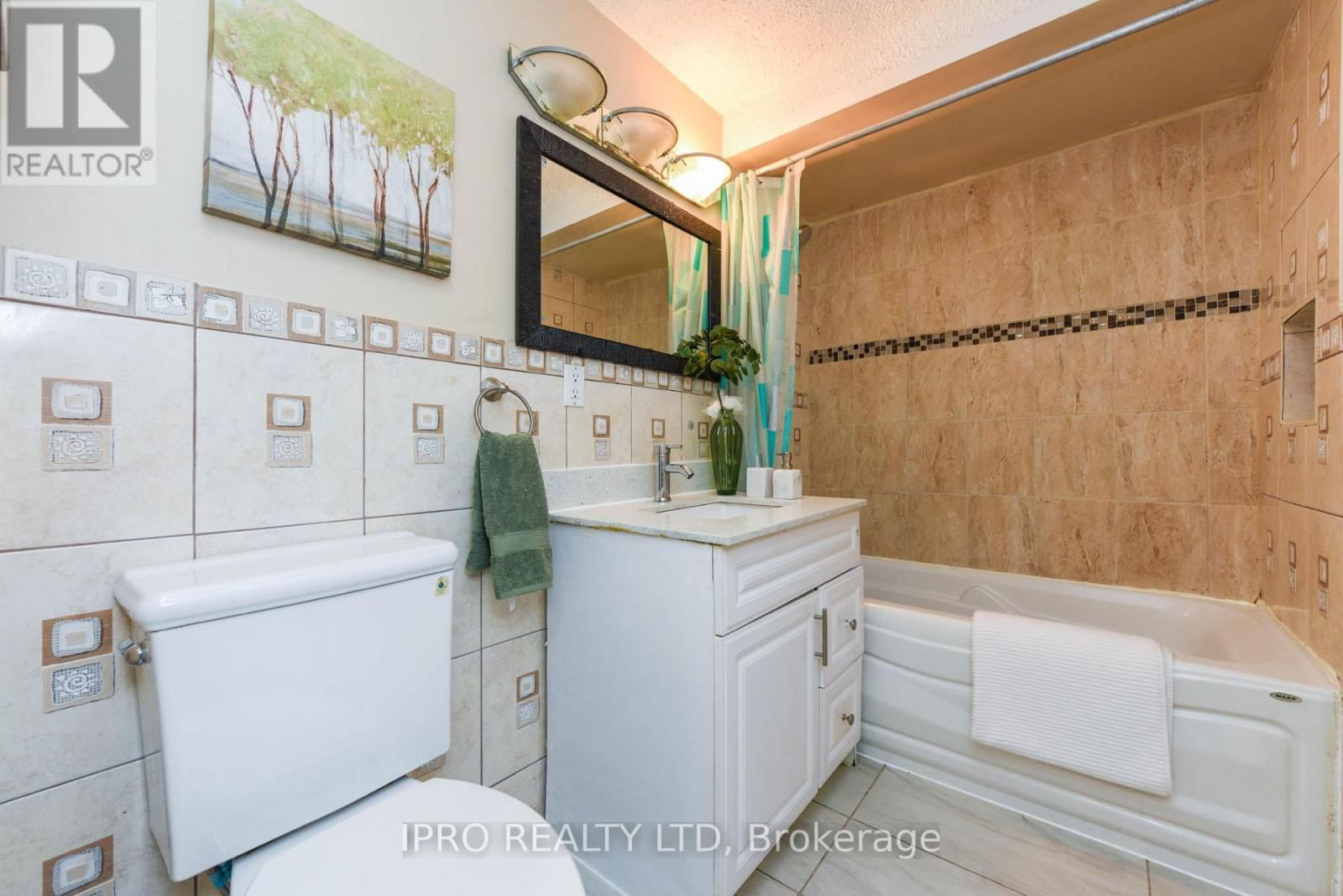 1 FINCHLEY CRESCENT Image 8