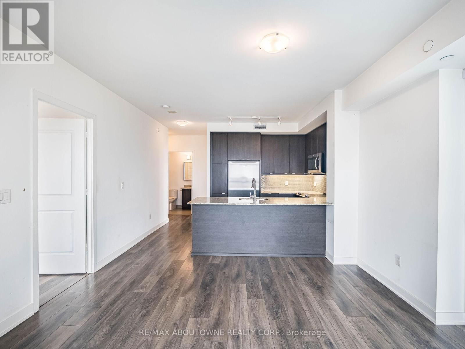 704 - 4633 GLEN ERIN DRIVE Image 11