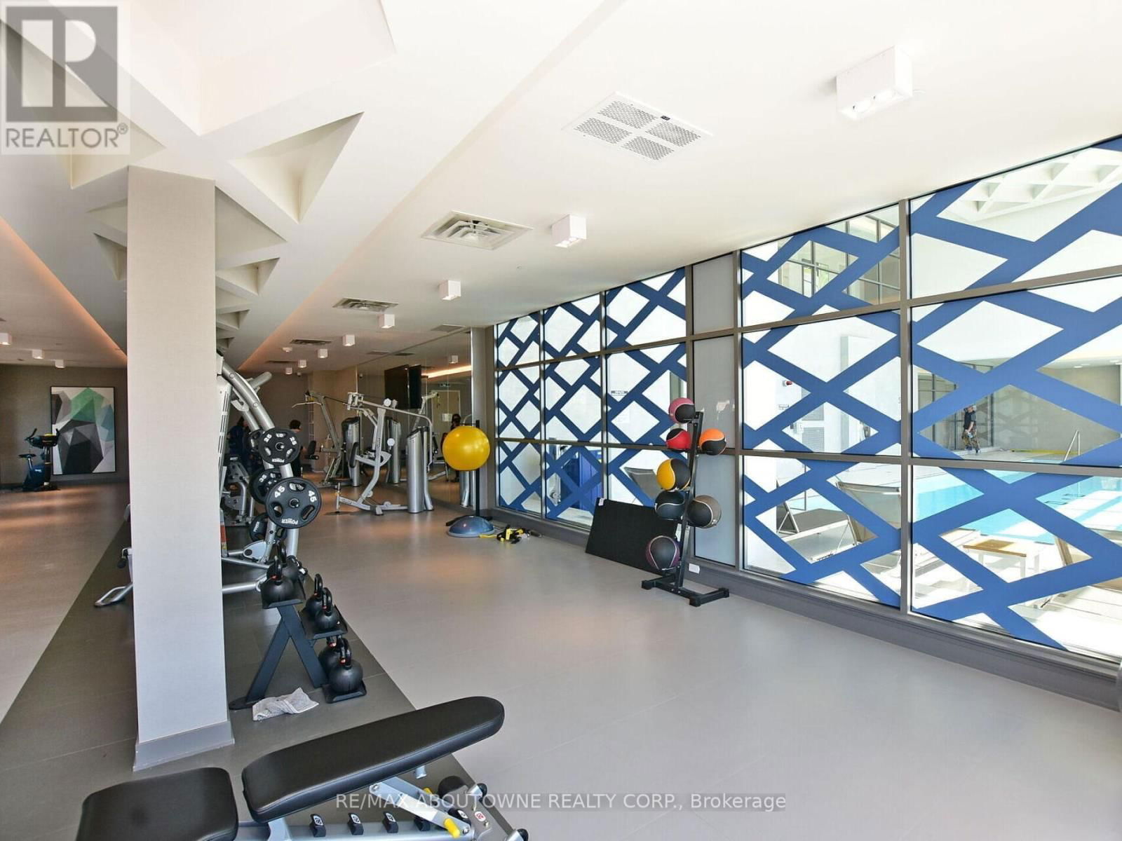 704 - 4633 GLEN ERIN DRIVE Image 31