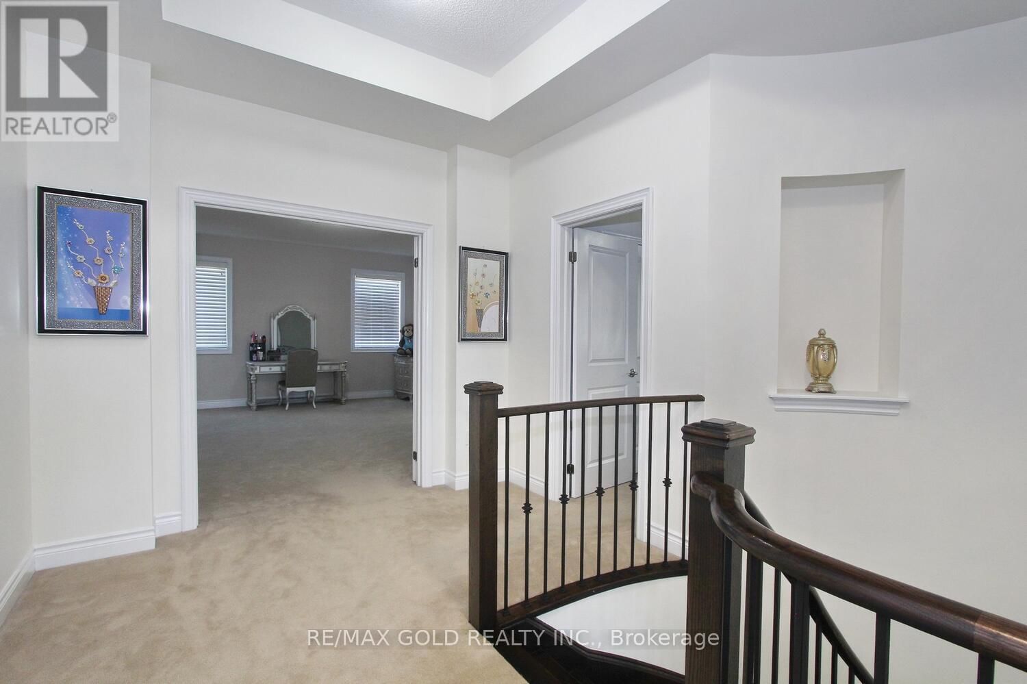 14 LADBROOK CRESCENT Image 15