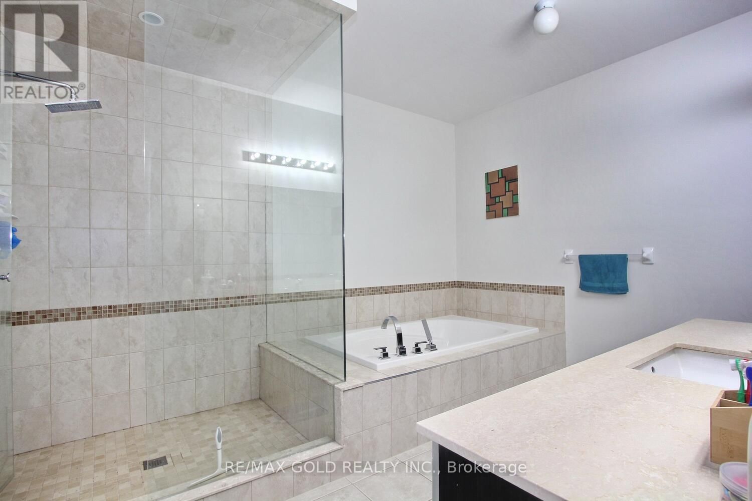 14 LADBROOK CRESCENT Image 30