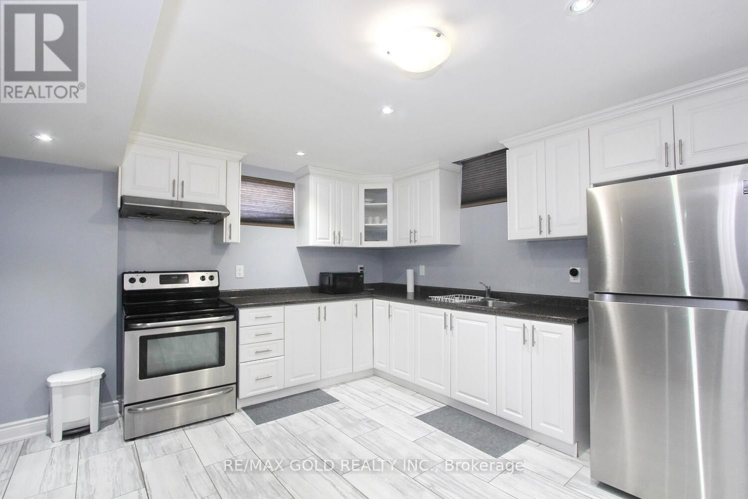 14 LADBROOK CRESCENT Image 43