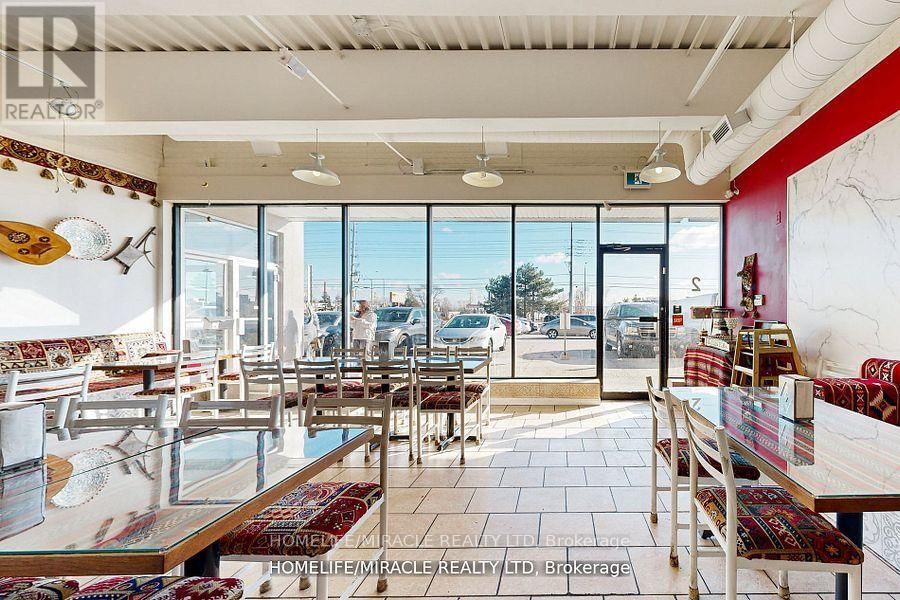 2 - 1185 DUNDAS STREET Image 9