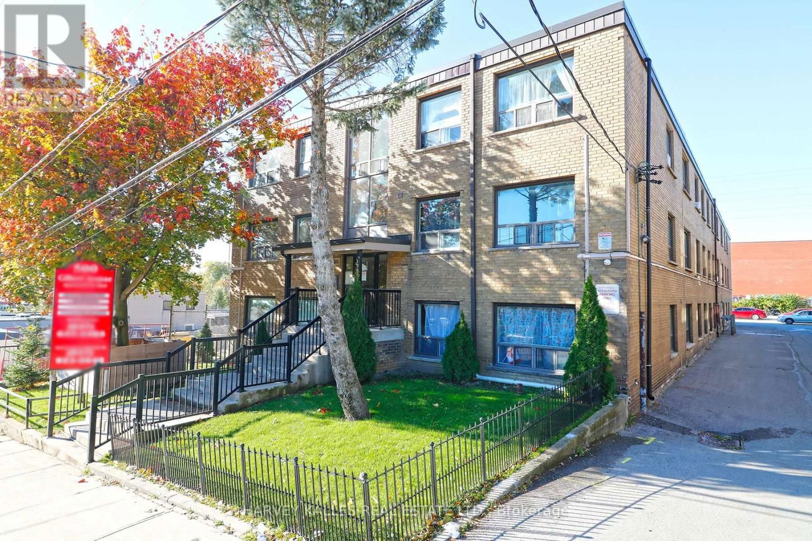 209 - 500 GILBERT AVENUE Image 14