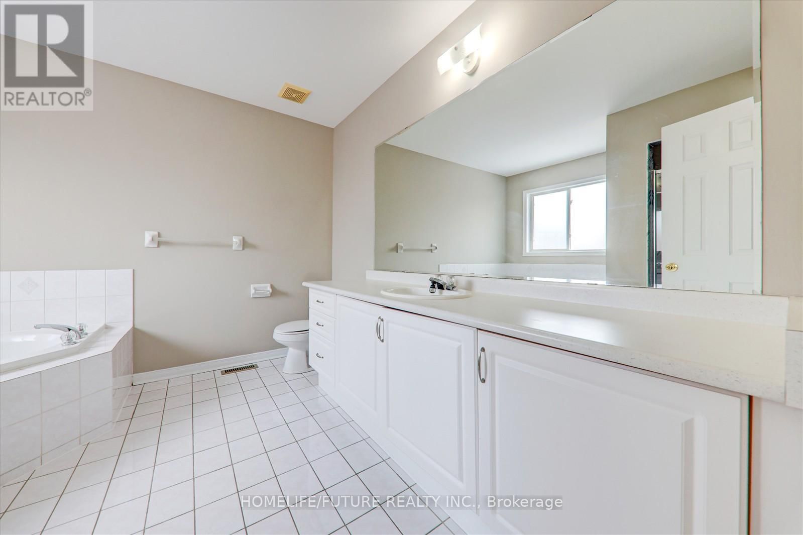 23 STARHILL CRESCENT Image 15