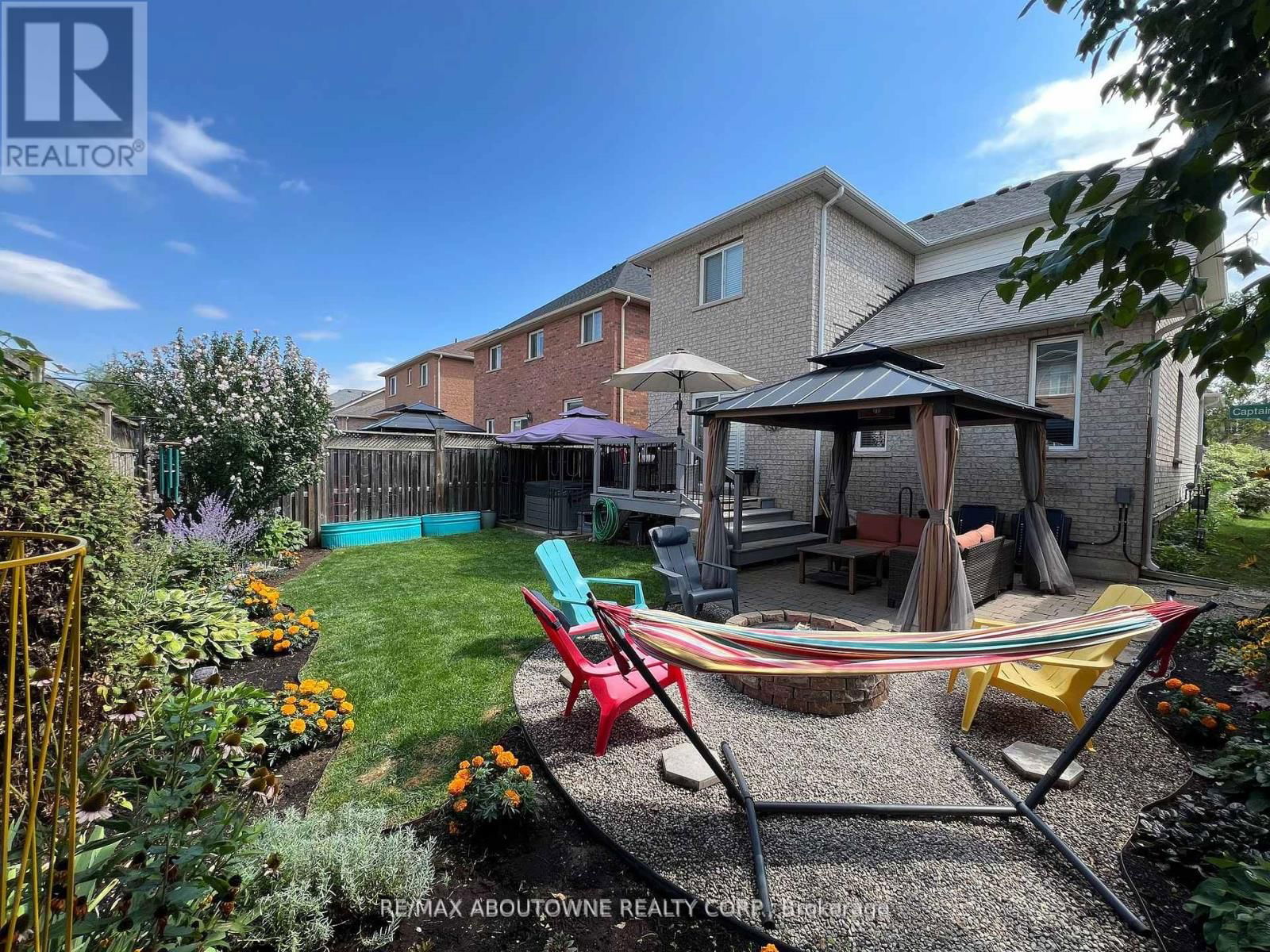 1030 DONNELLY STREET Image 44