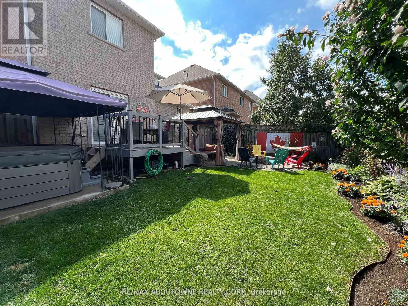 1030 DONNELLY STREET Image 46