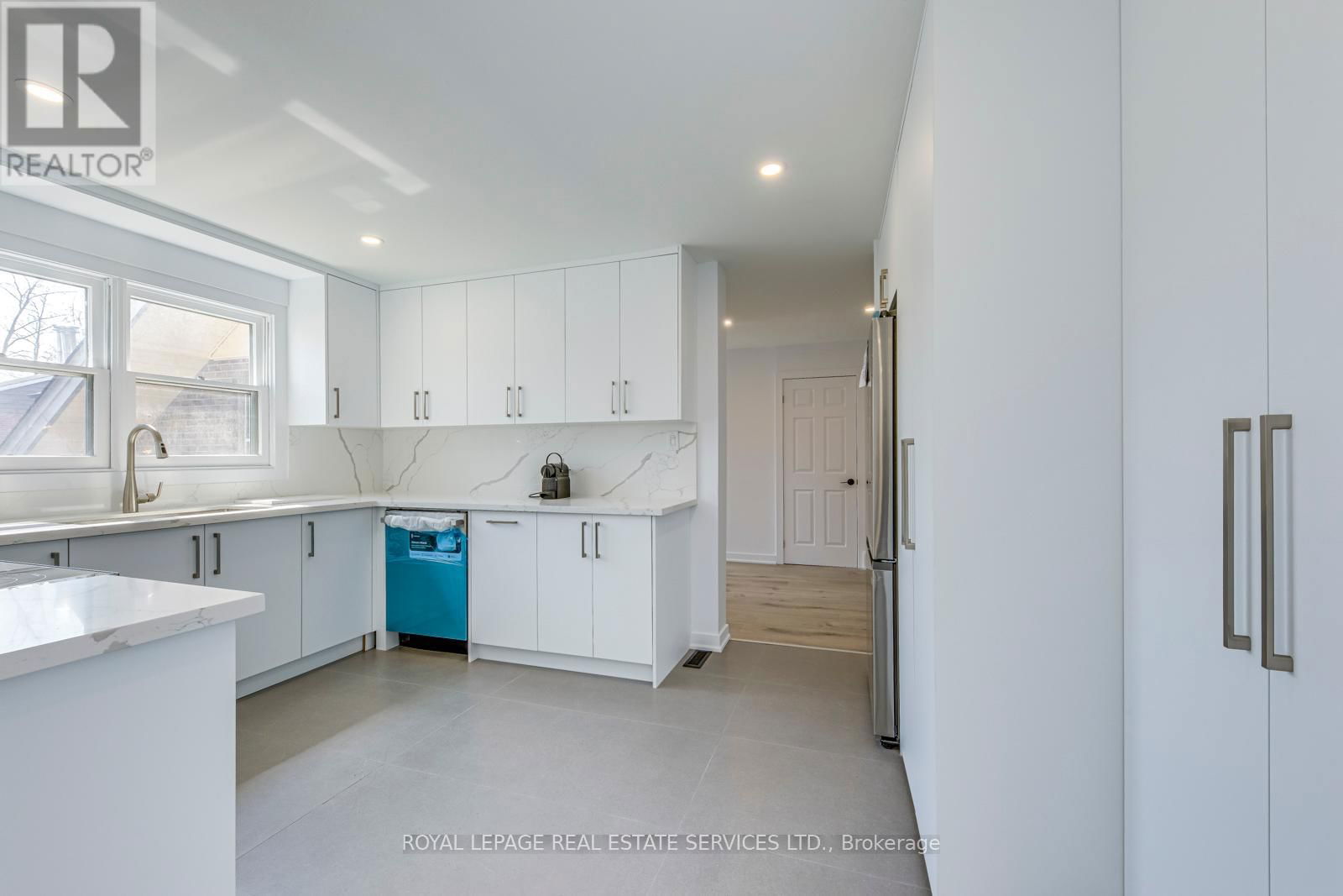 Upper - 1108 KOS BOULEVARD Image 10