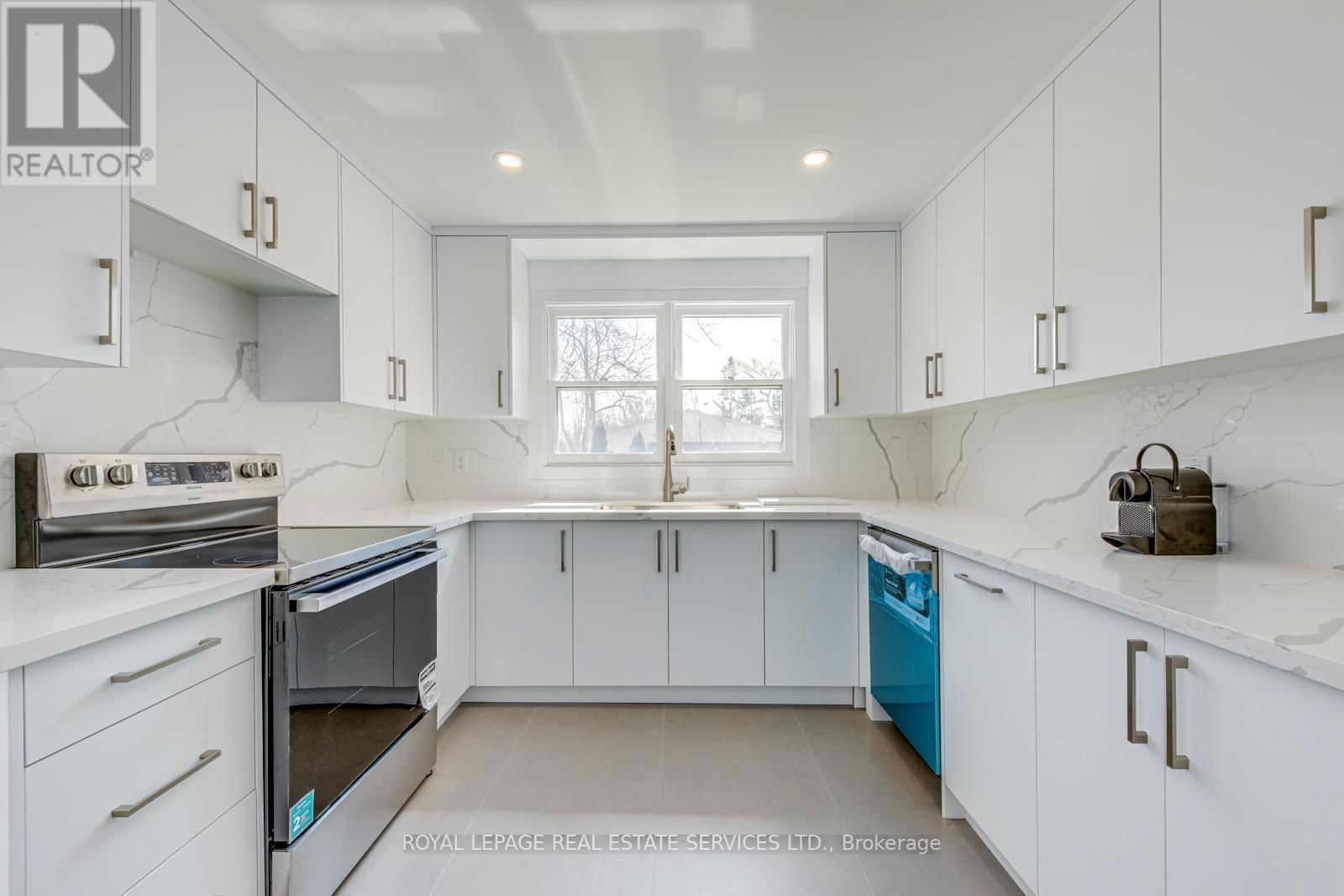 Upper - 1108 KOS BOULEVARD Image 12