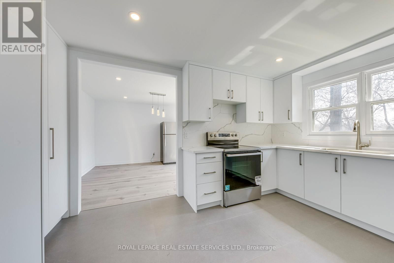 Upper - 1108 KOS BOULEVARD Image 13