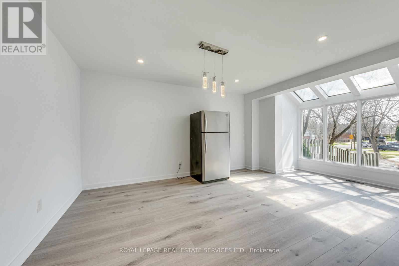 Upper - 1108 KOS BOULEVARD Image 14