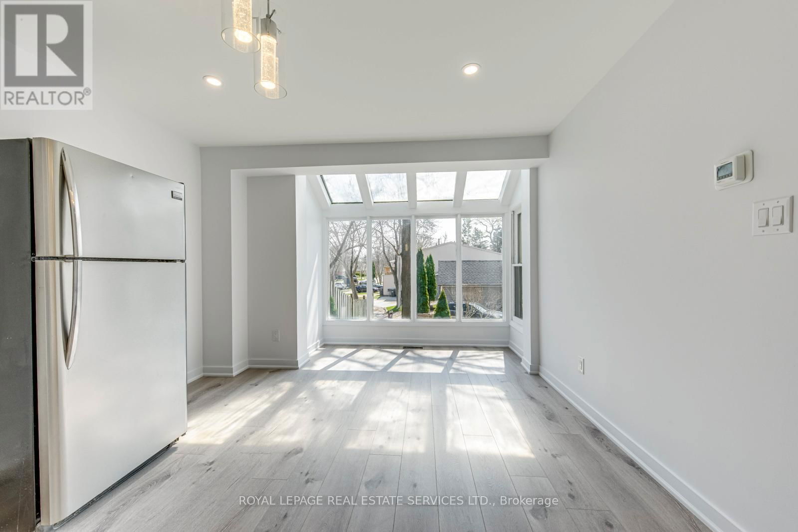Upper - 1108 KOS BOULEVARD Image 16