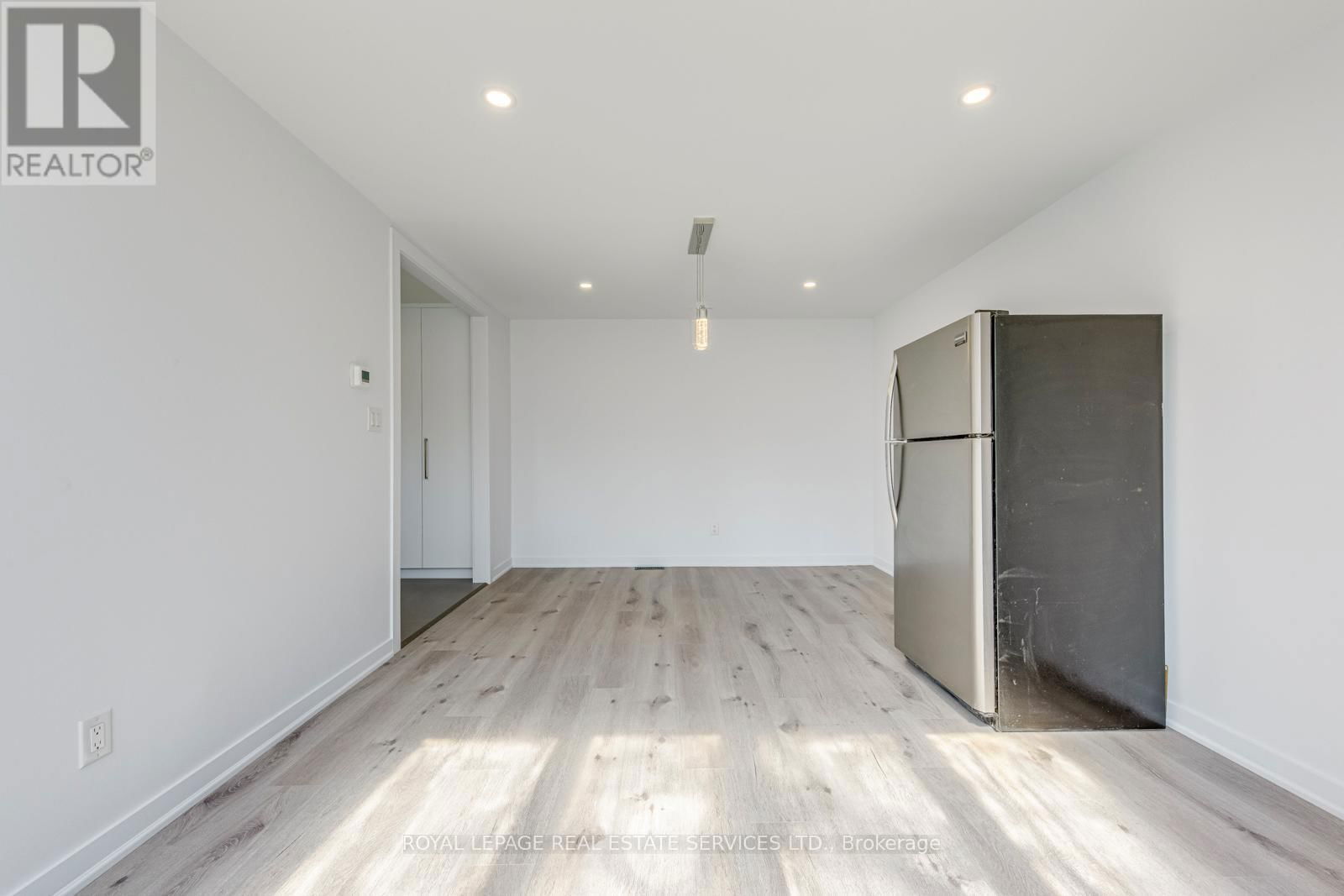 Upper - 1108 KOS BOULEVARD Image 17