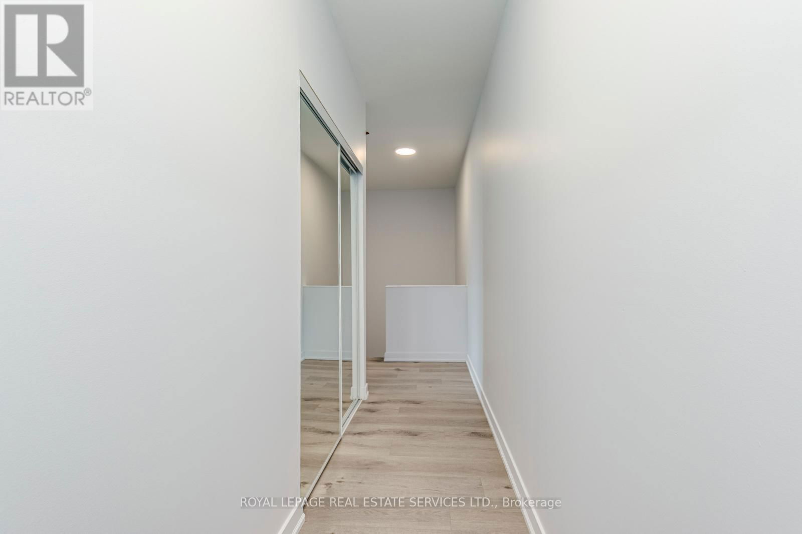 Upper - 1108 KOS BOULEVARD Image 21