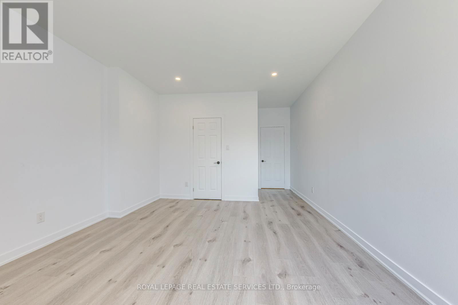 Upper - 1108 KOS BOULEVARD Image 23