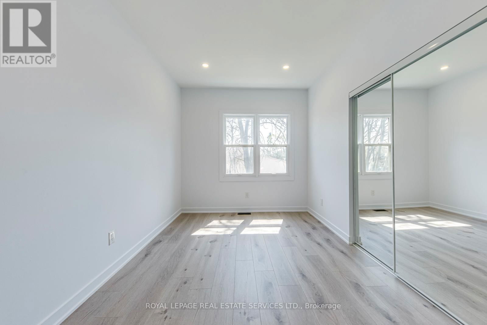 Upper - 1108 KOS BOULEVARD Image 29