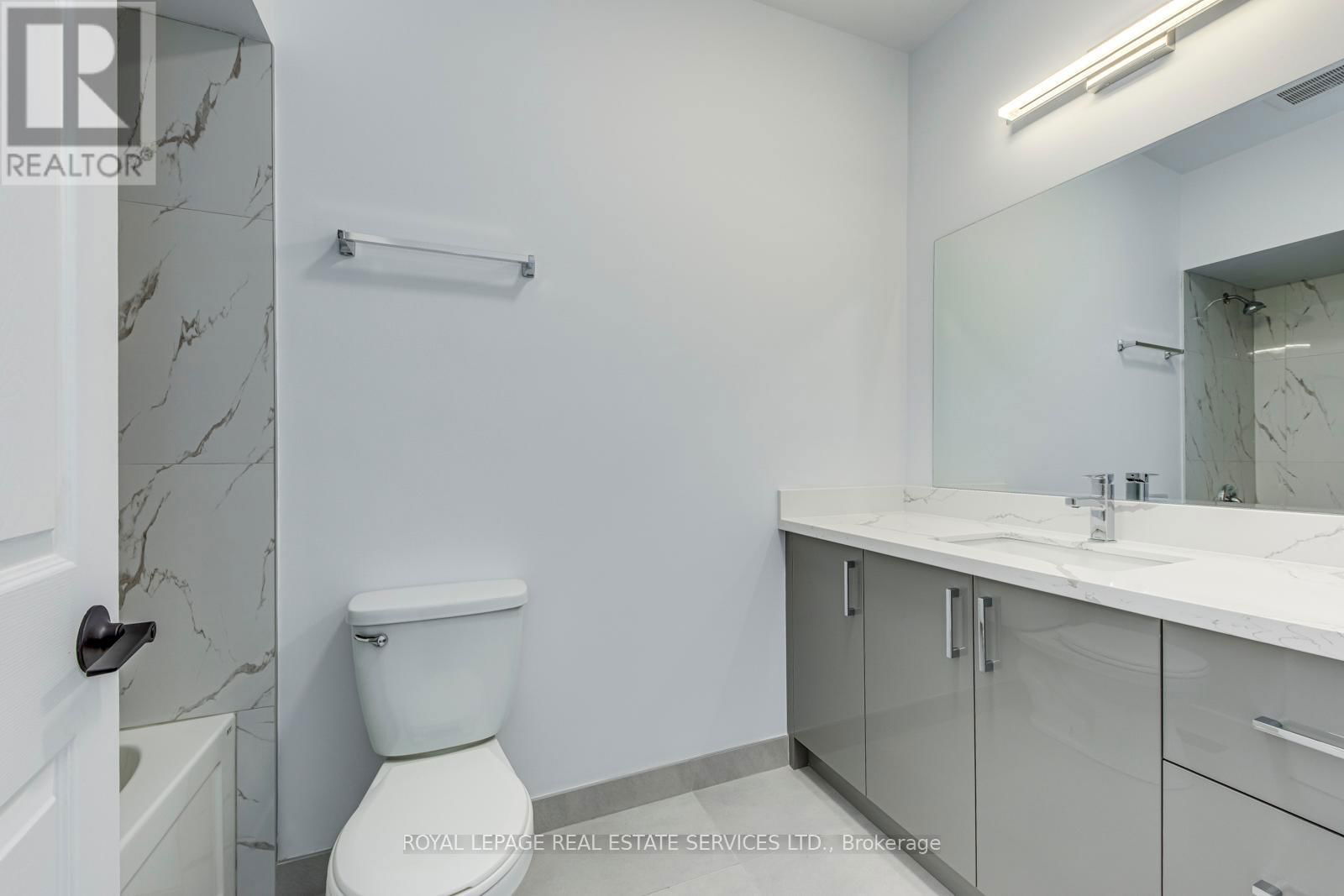 Upper - 1108 KOS BOULEVARD Image 31