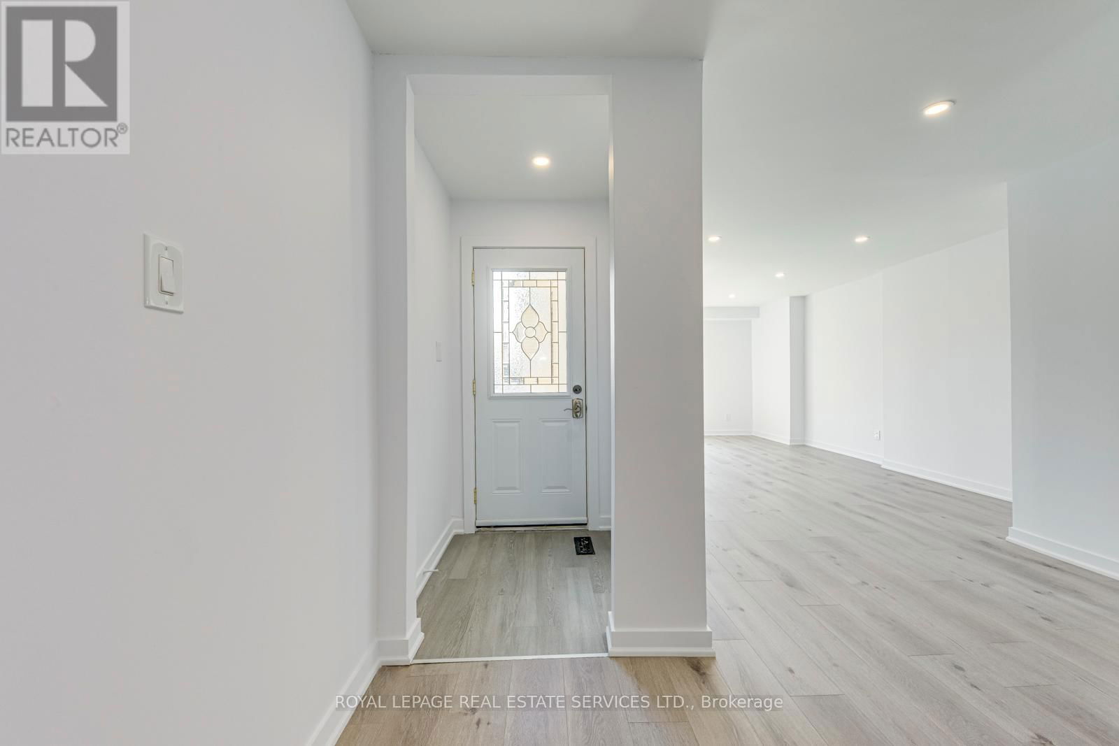 Upper - 1108 KOS BOULEVARD Image 4