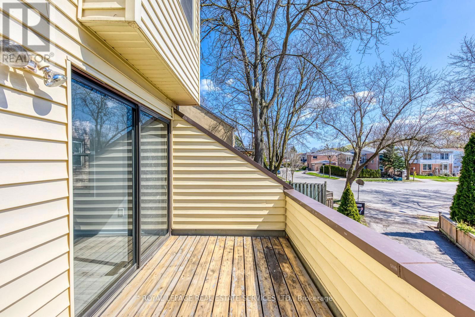 Upper - 1108 KOS BOULEVARD Image 8