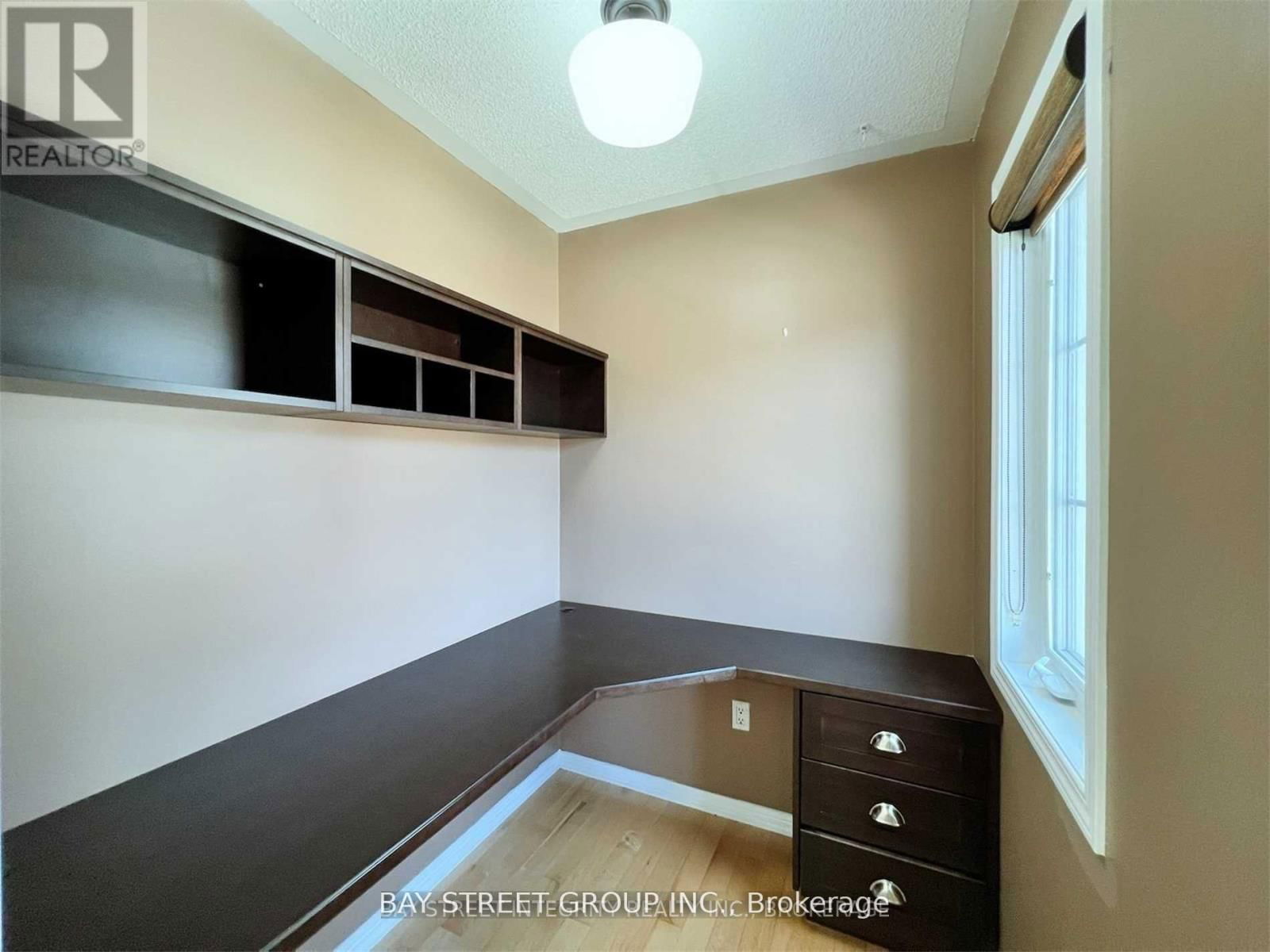 656 HOLLY AVENUE Image 6