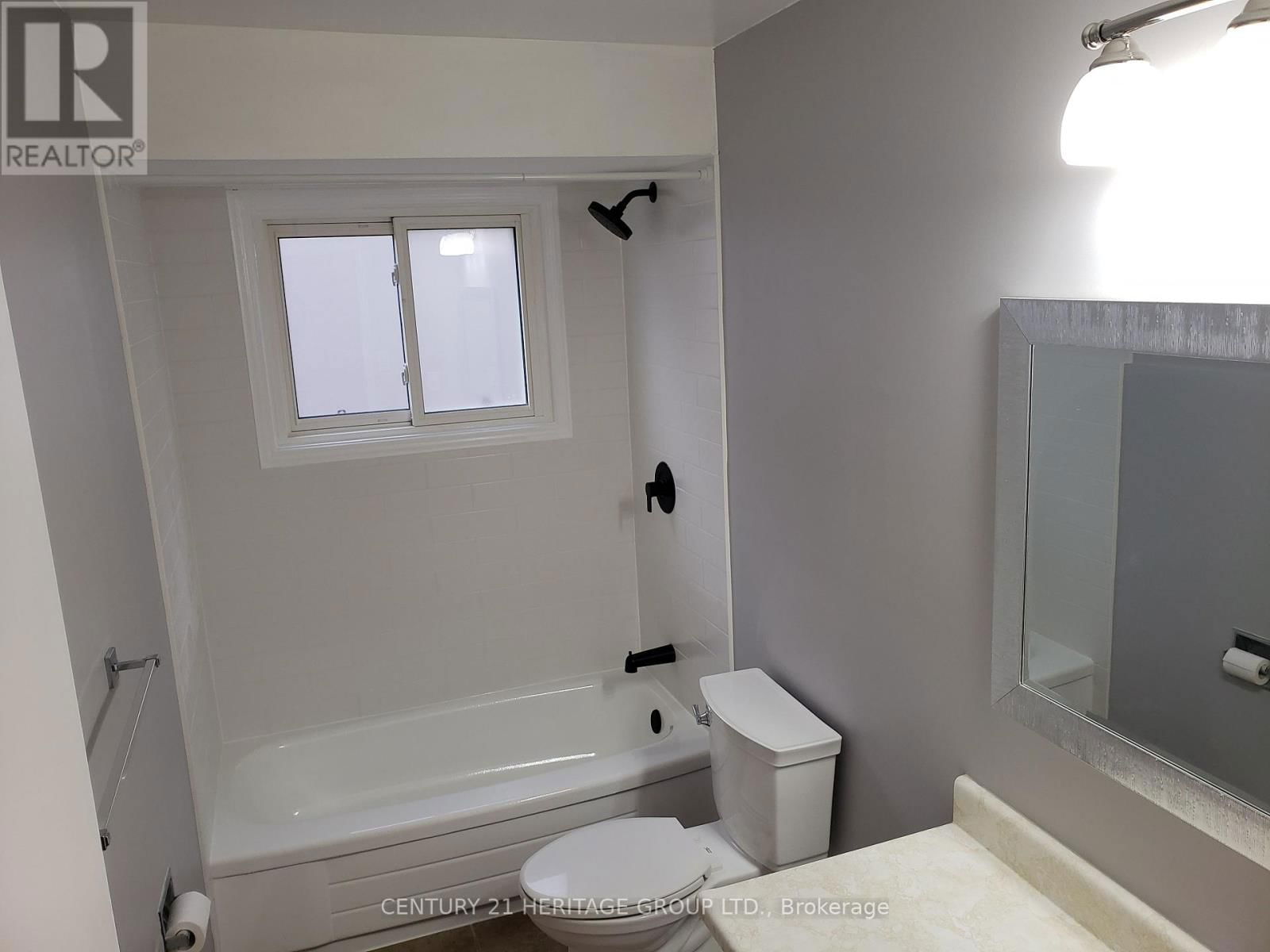 100 NANPORT STREET Image 14
