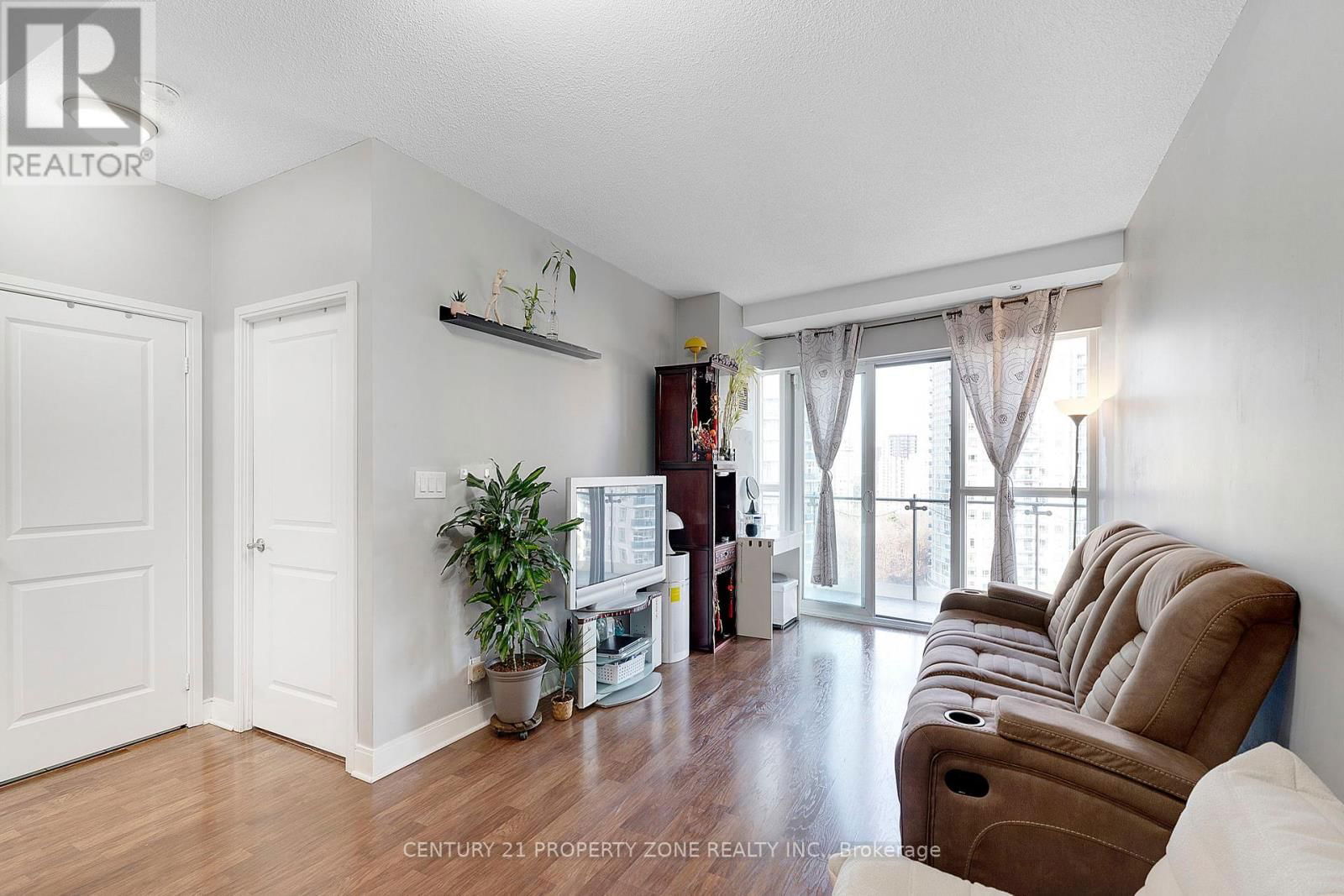 1003 - 50 ABSOLUTE AVENUE Image 14