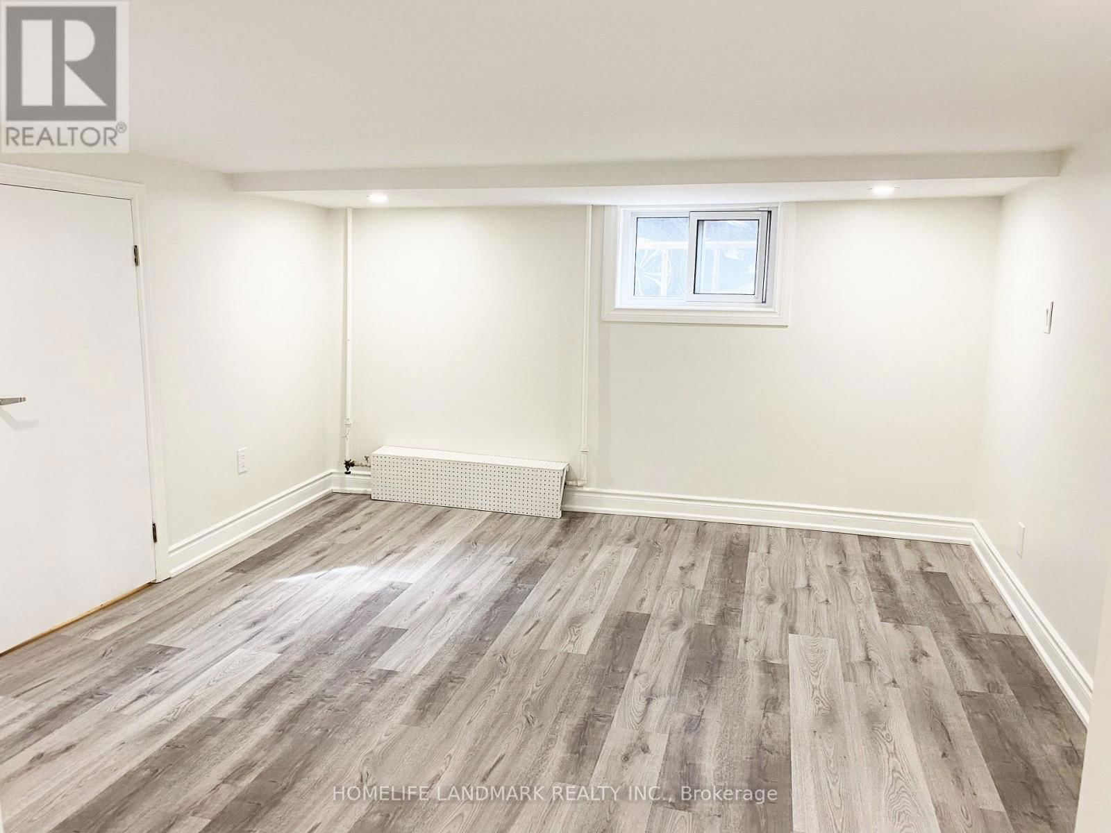 2600 LAKE SHORE BOULEVARD WEST Image 31