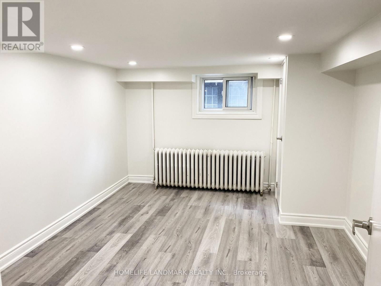 2600 LAKE SHORE BOULEVARD WEST Image 33
