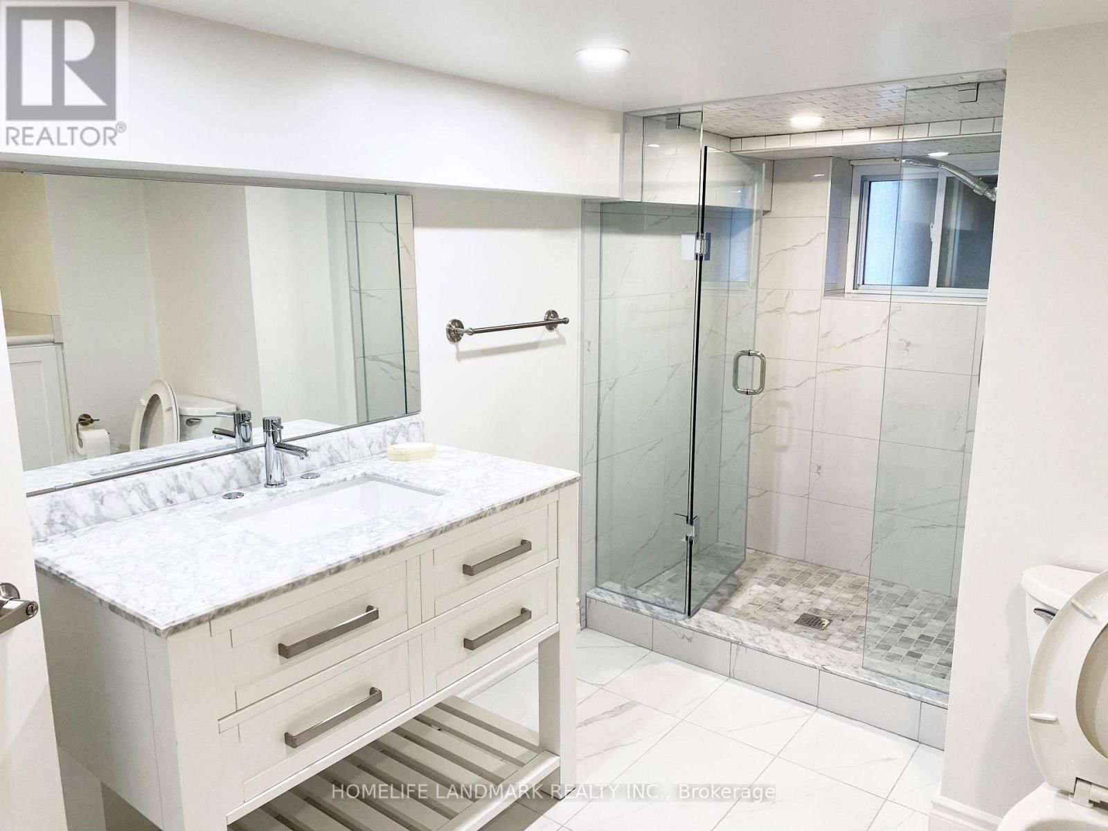 2600 LAKE SHORE BOULEVARD WEST Image 36
