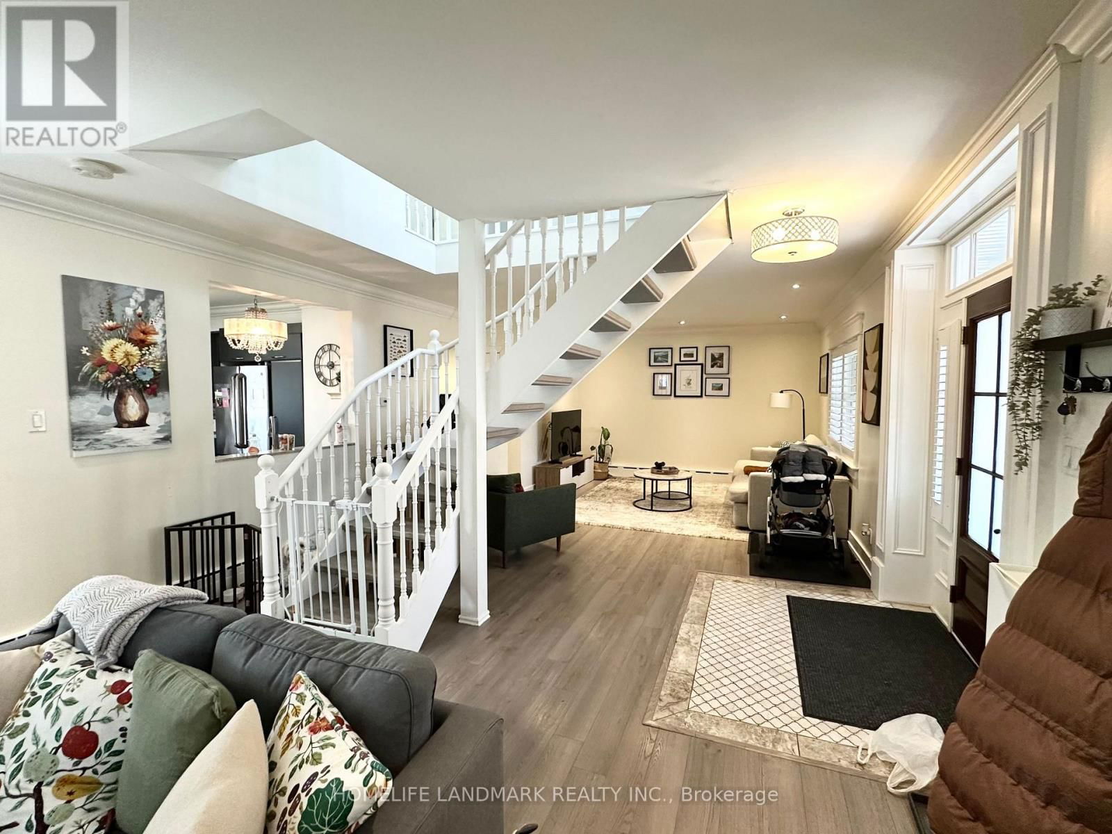 2600 LAKE SHORE BOULEVARD WEST Image 9