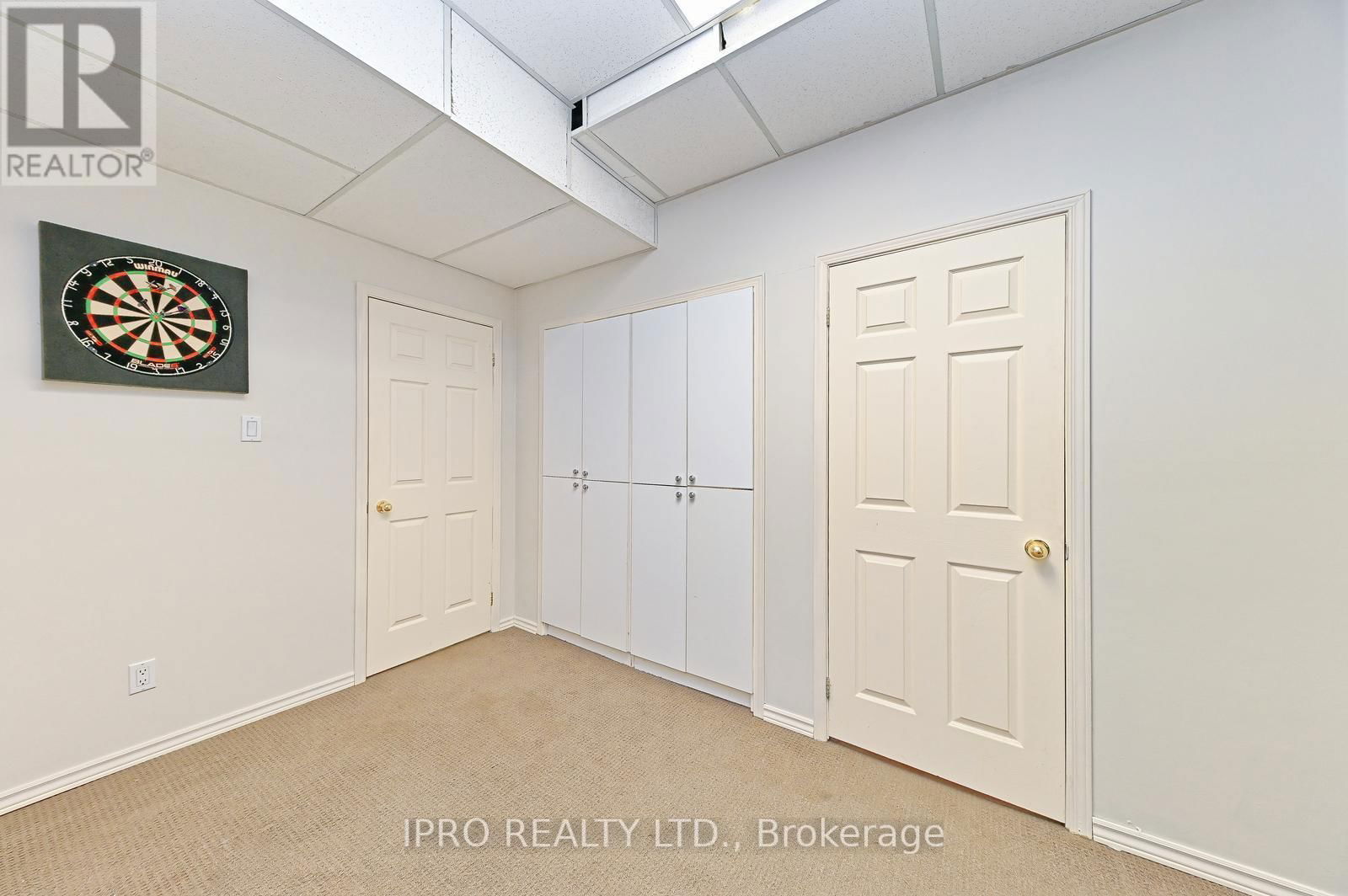 40 STORNWOOD COURT NORTHEAST Image 36