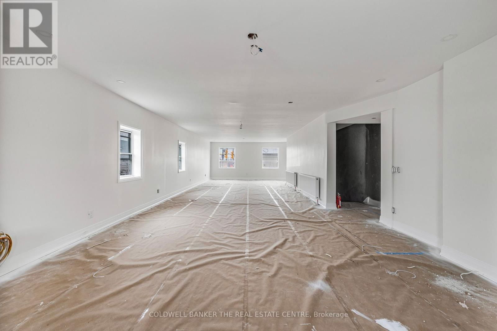 2B - 2242 EGLINTON AVENUE Image 2