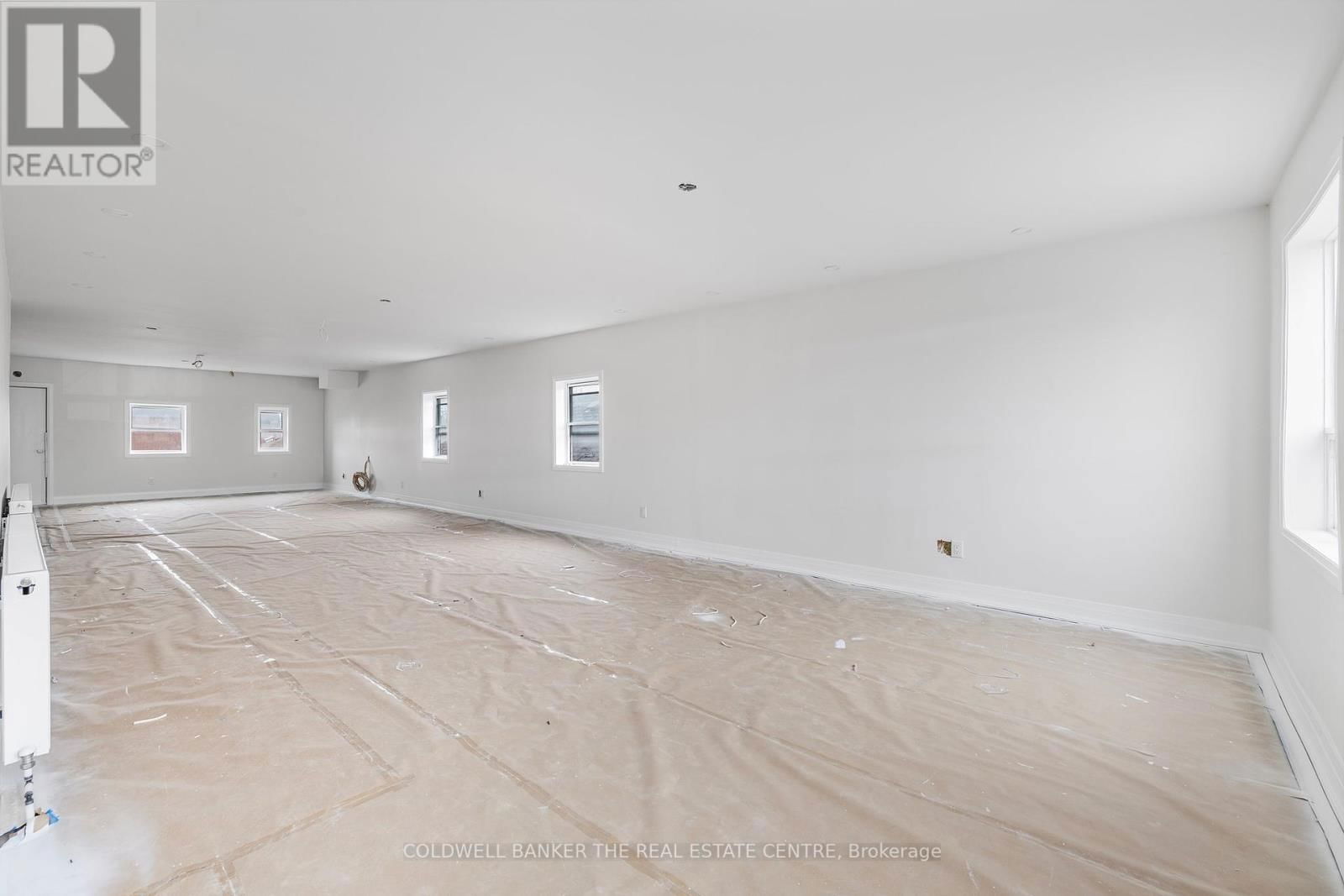 2nd Fl - 2242 EGLINTON AVENUE WEST Image 11