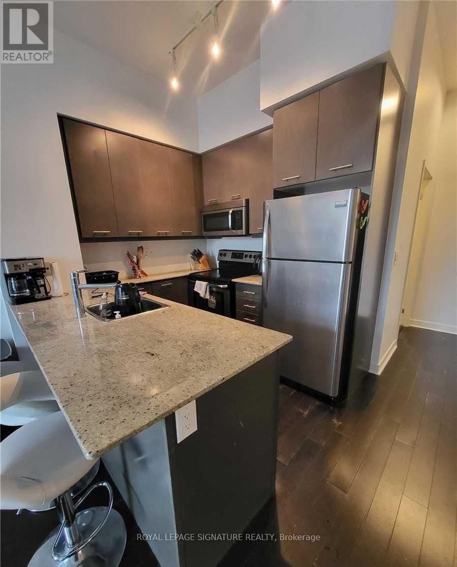 410 - 360 SQUARE ONE DRIVE Image 3