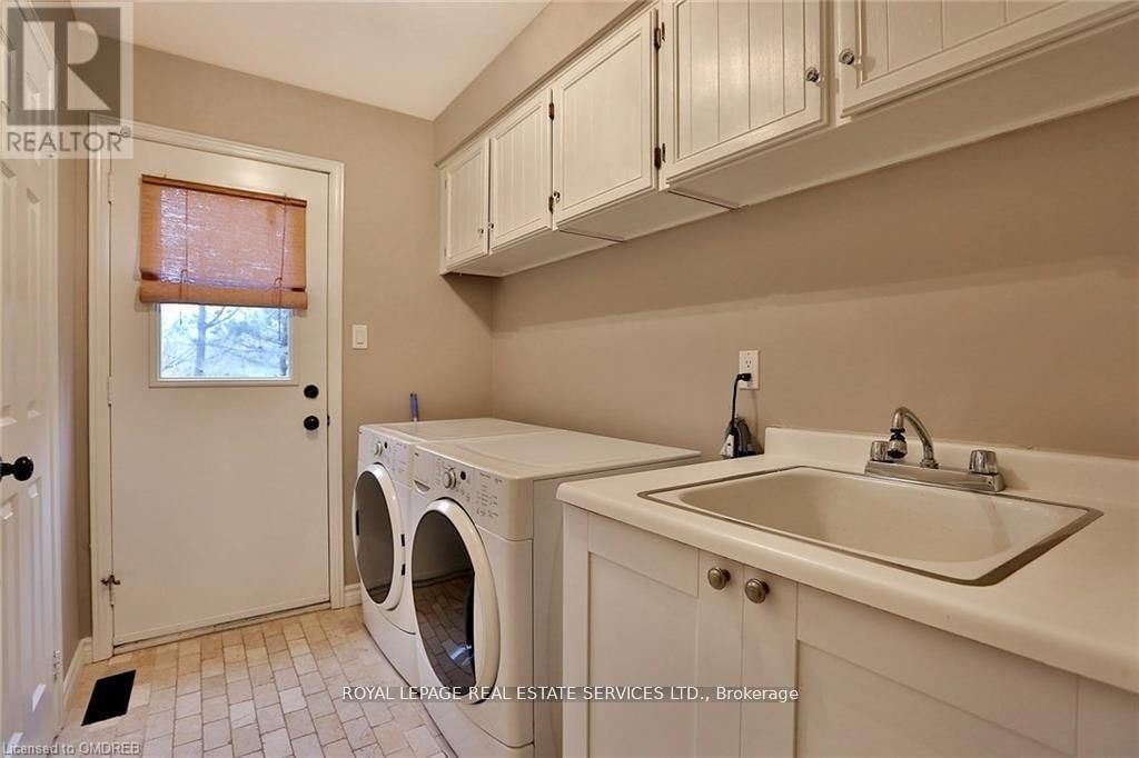 1036 OAK MEADOW ROAD Image 16