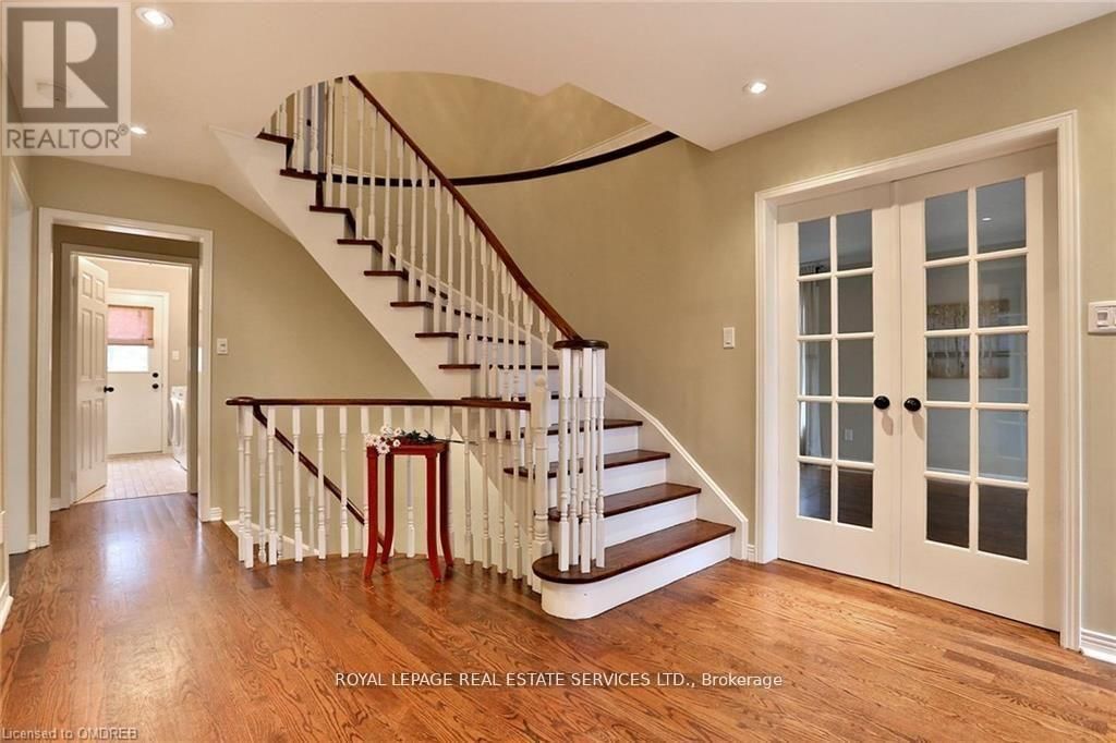 1036 OAK MEADOW ROAD Image 6