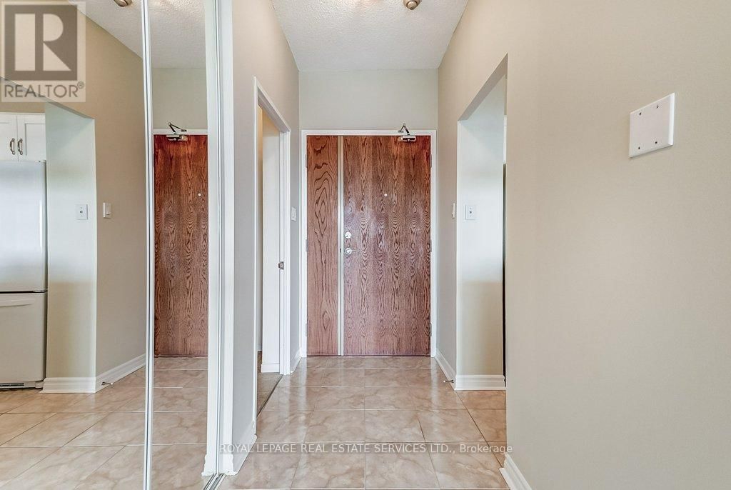 415 - 2511 LAKESHORE ROAD WEST Image 10