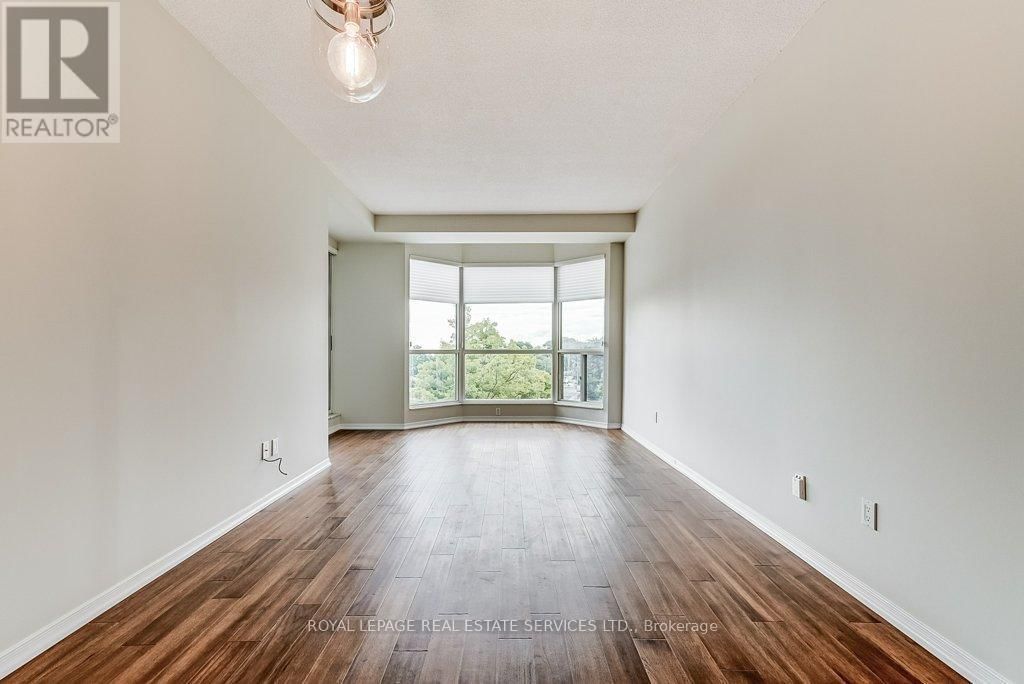 415 - 2511 LAKESHORE ROAD WEST Image 15