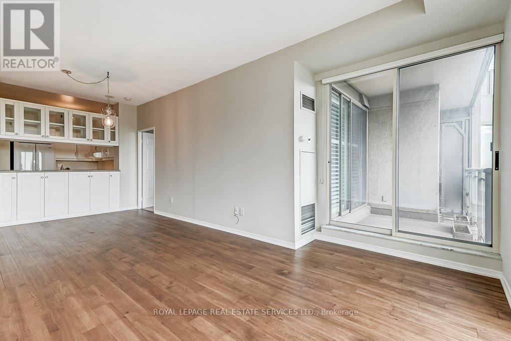 415 - 2511 LAKESHORE ROAD WEST Image 23