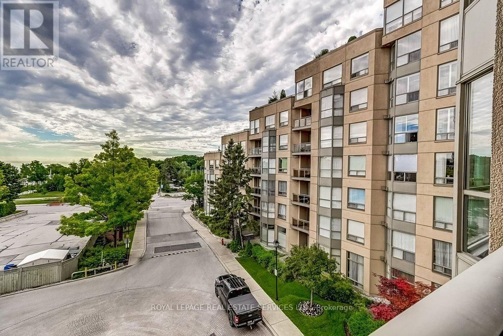 415 - 2511 LAKESHORE ROAD WEST Image 24