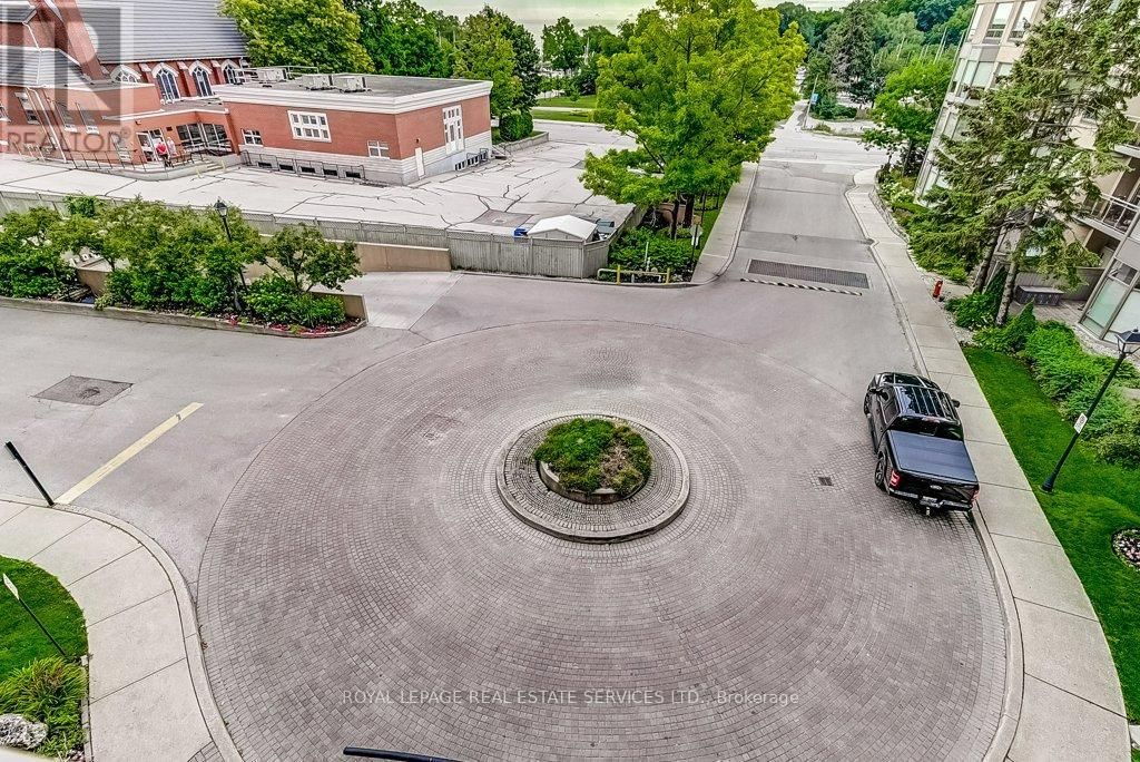 415 - 2511 LAKESHORE ROAD WEST Image 27