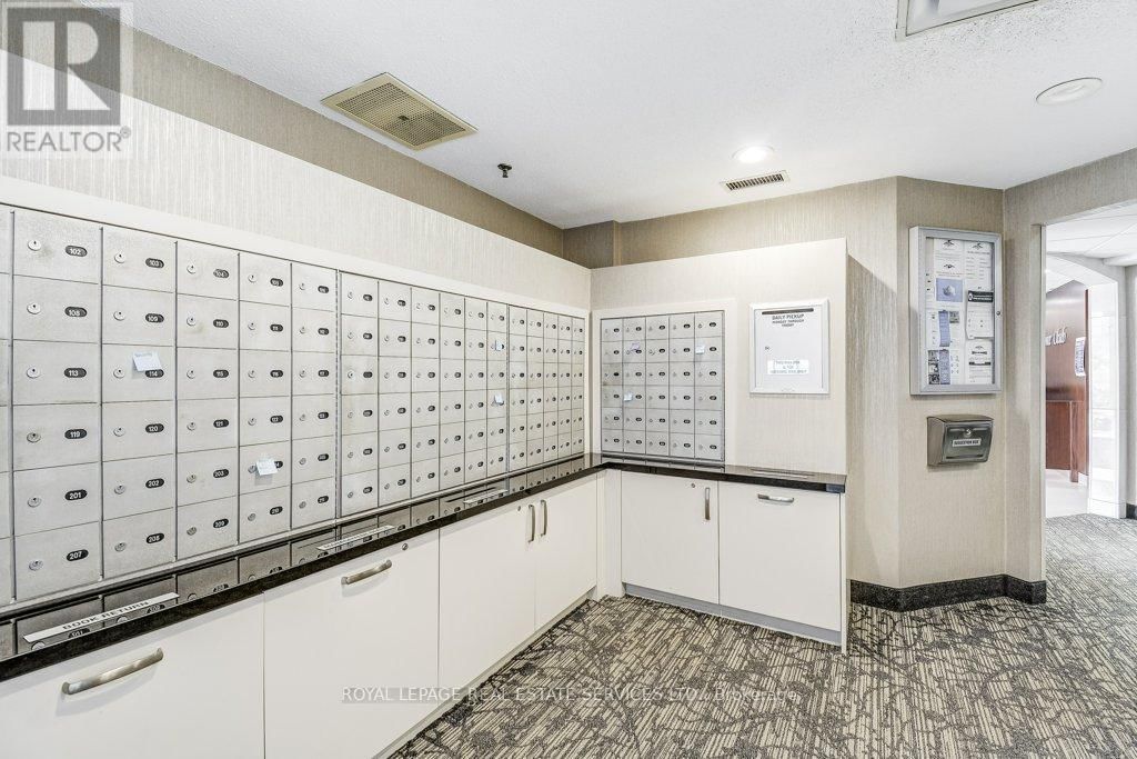 415 - 2511 LAKESHORE ROAD WEST Image 39