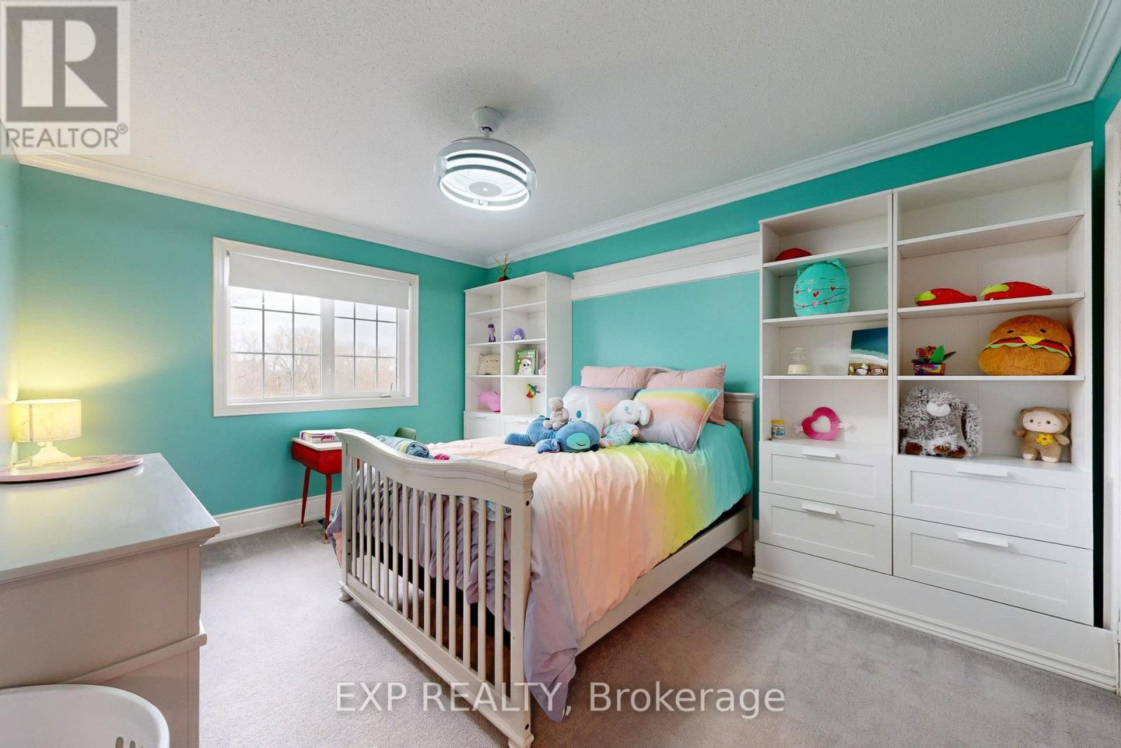 100 DELLS CRESCENT Image 21