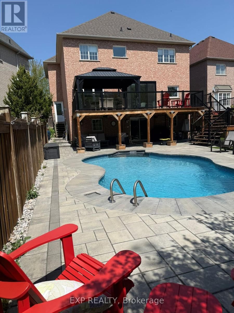 100 DELLS CRESCENT Image 33