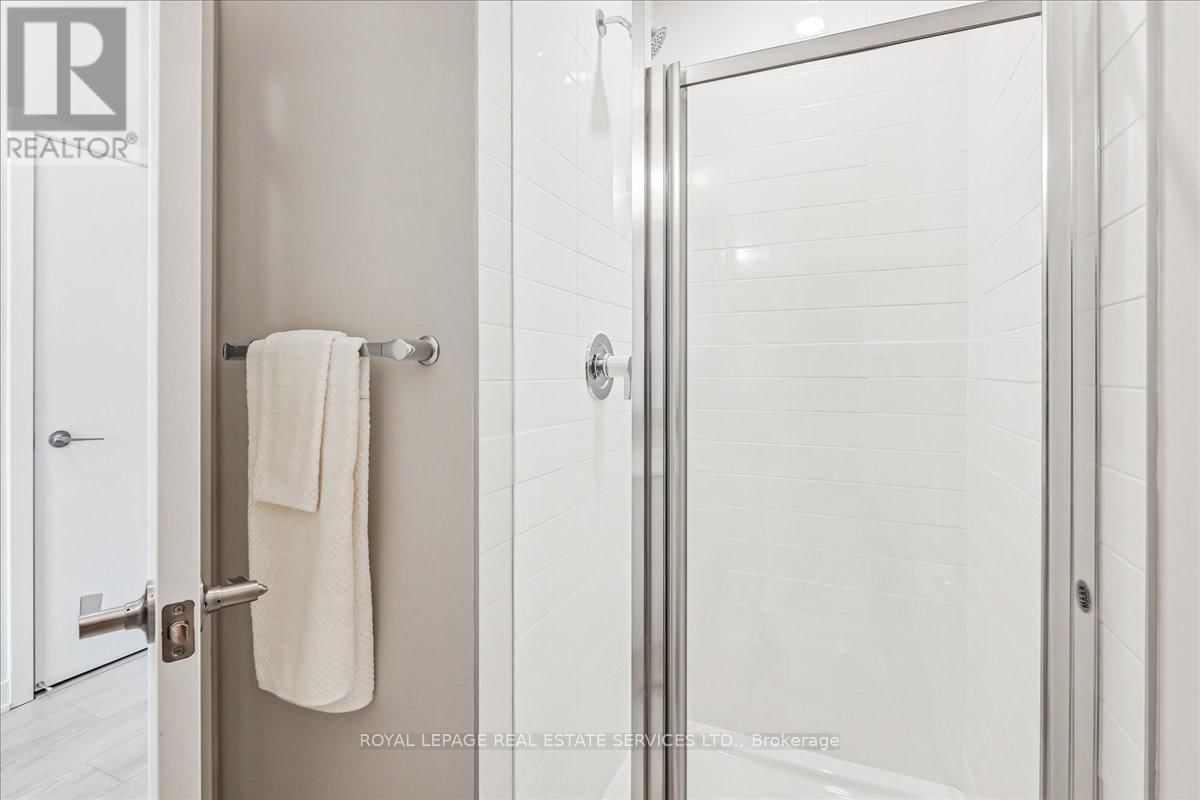 202 - 1440 CLARRIAGE COURT Image 17